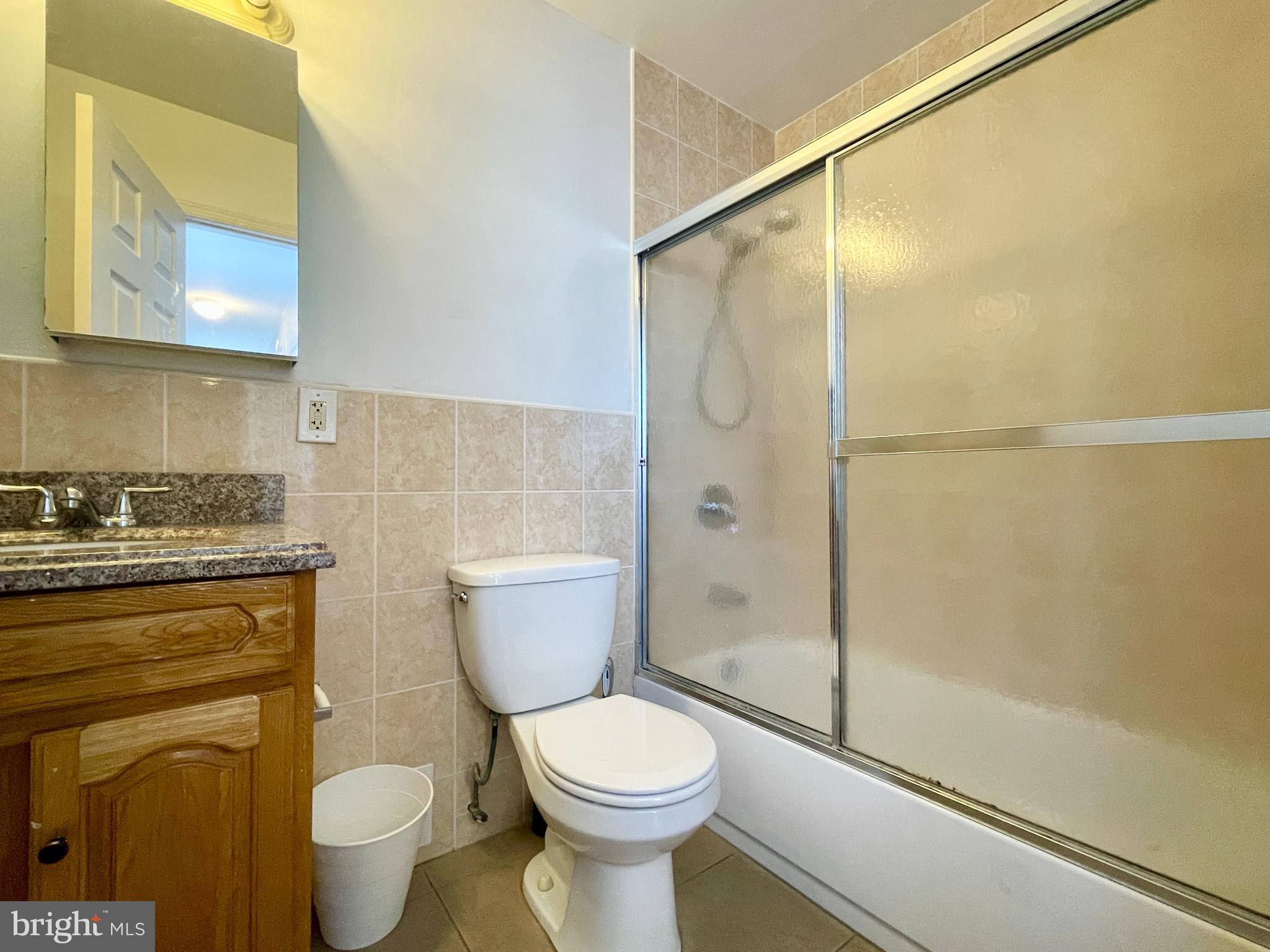 GARRETT HILL - Residential Lease