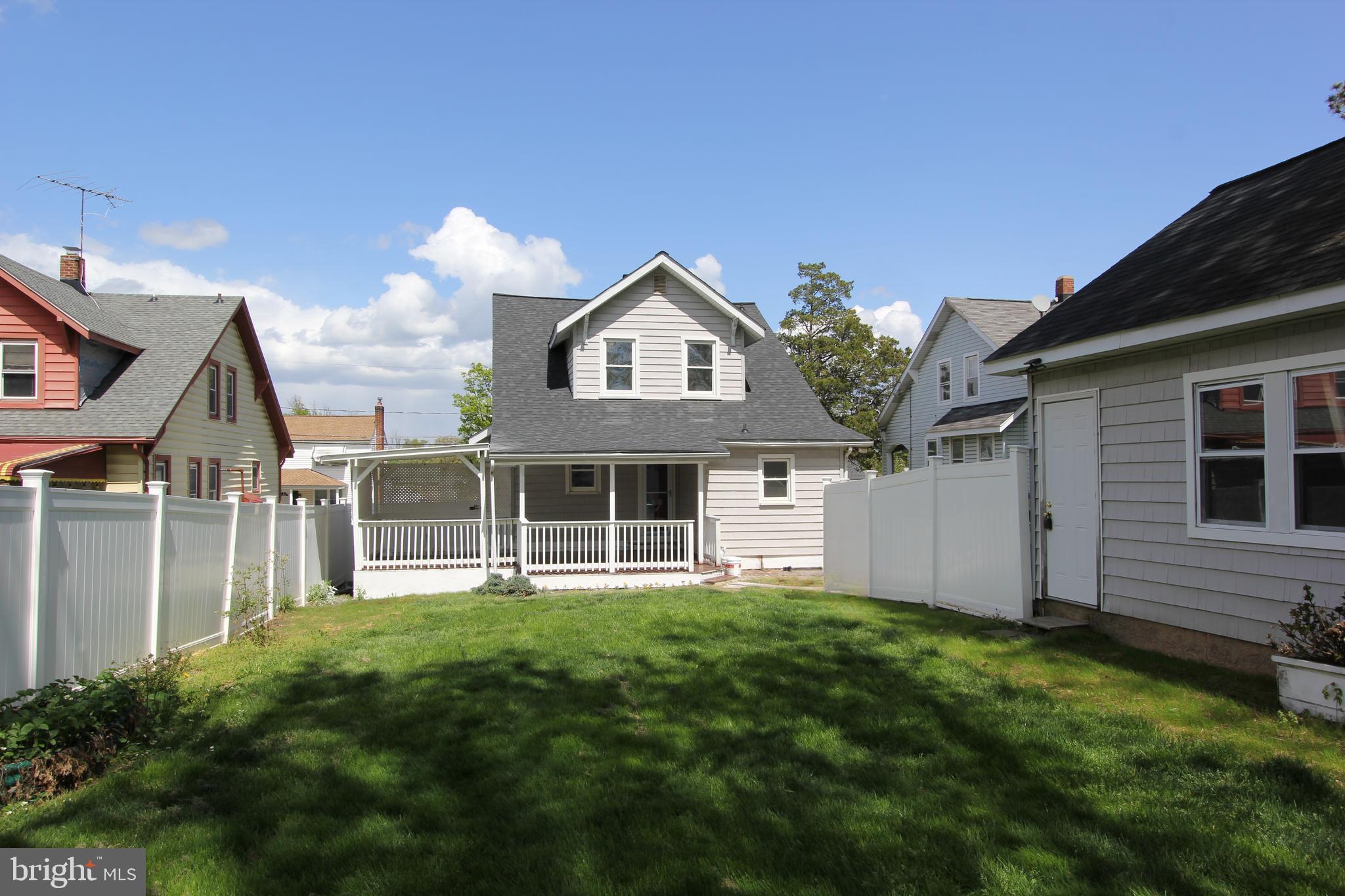 LINWOOD - Residential