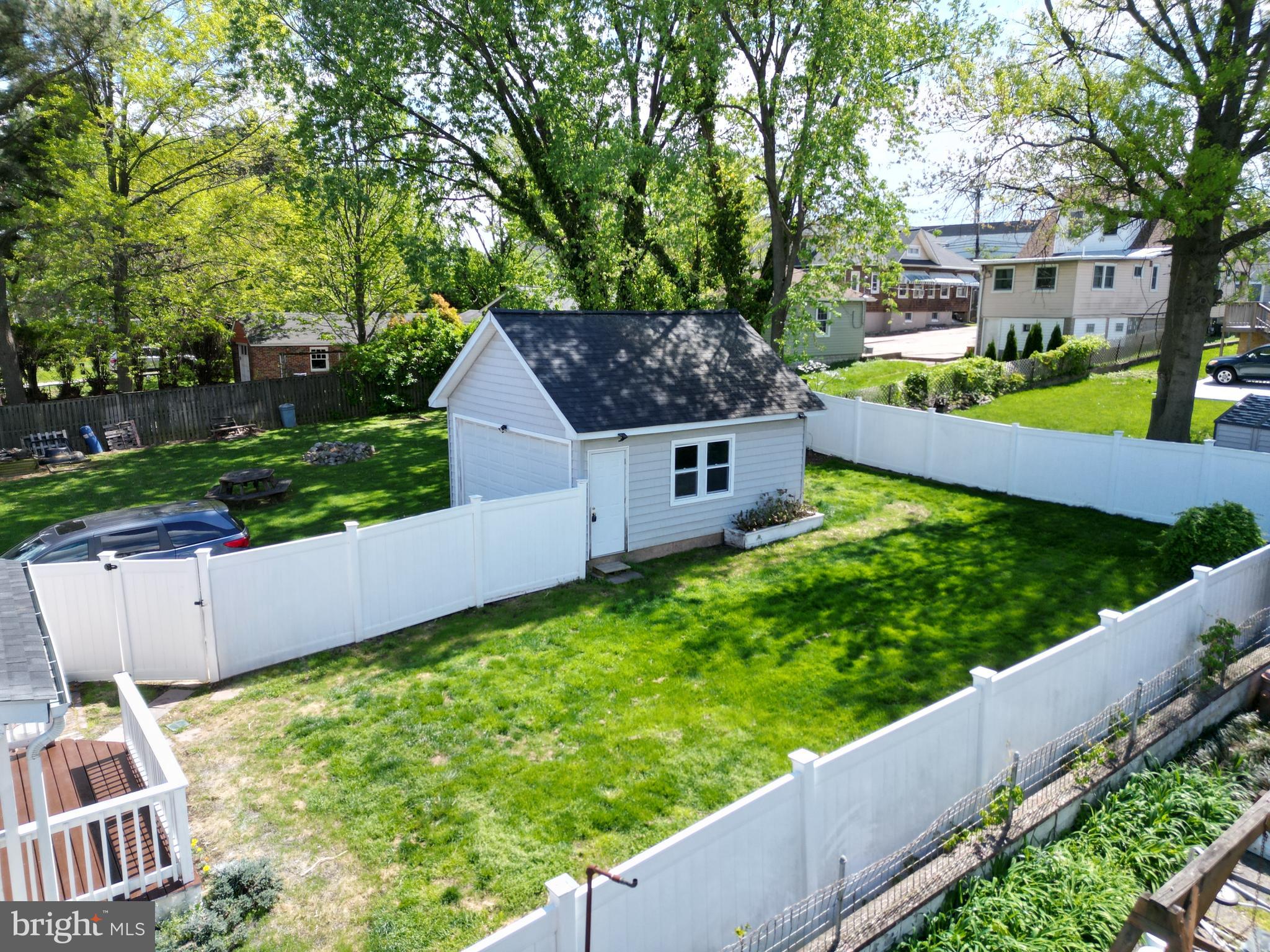 LINWOOD - Residential