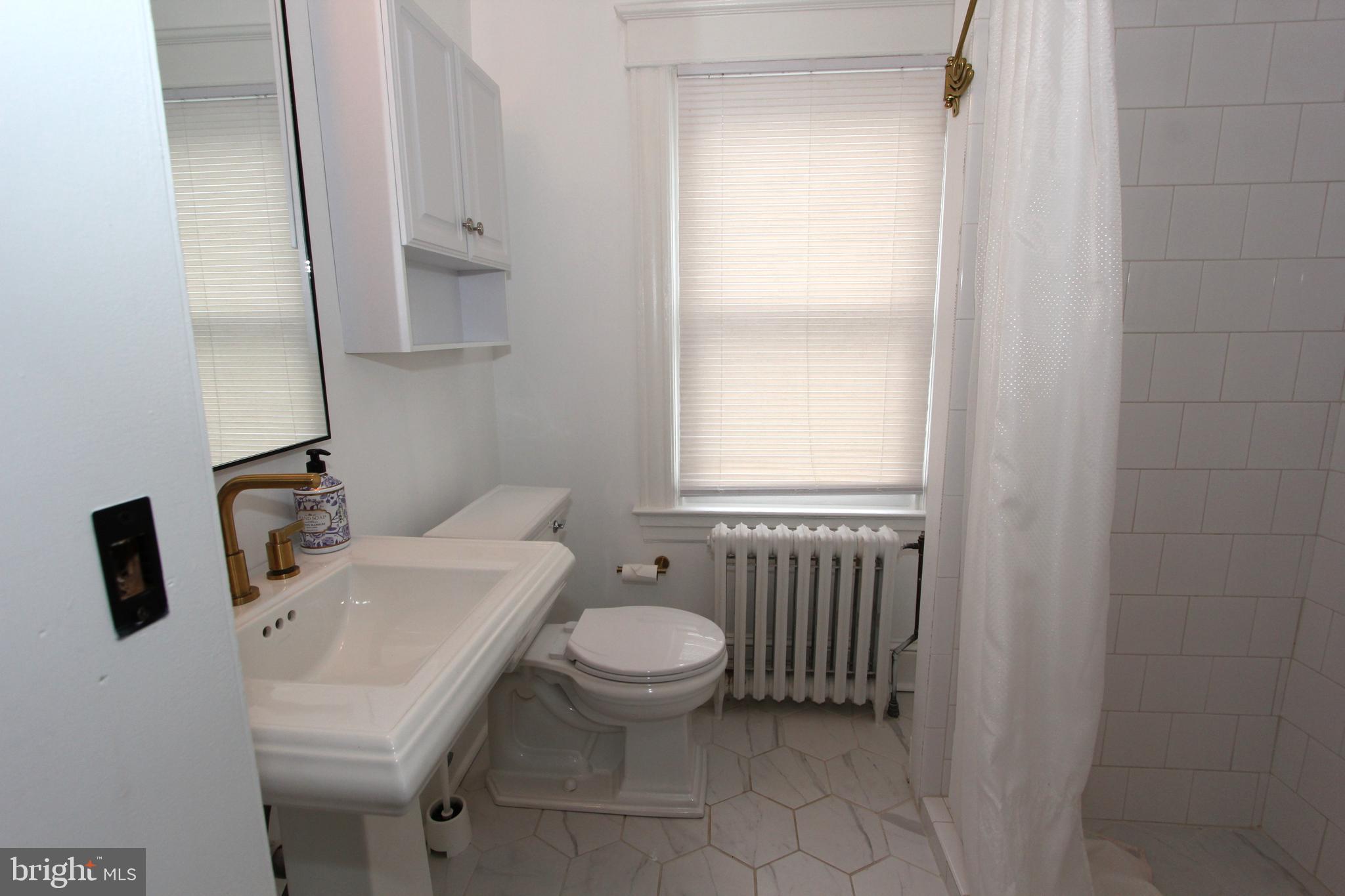 LINWOOD - Residential