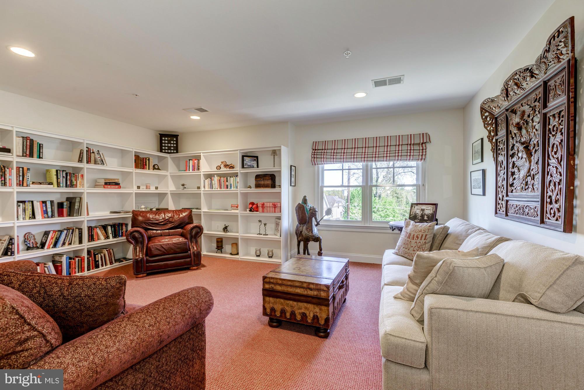 CHEVY CHASE MANOR - Residential