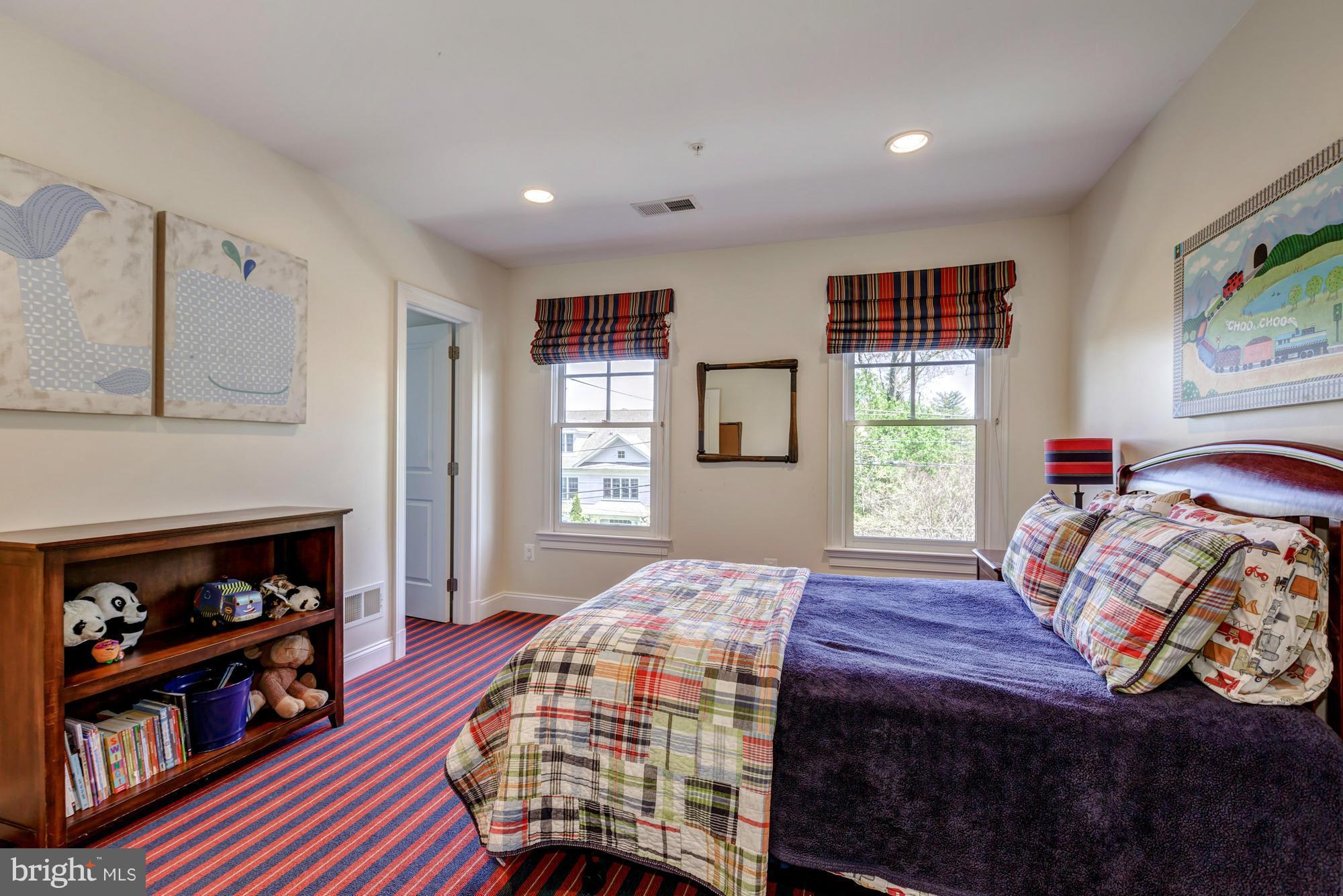 CHEVY CHASE MANOR - Residential