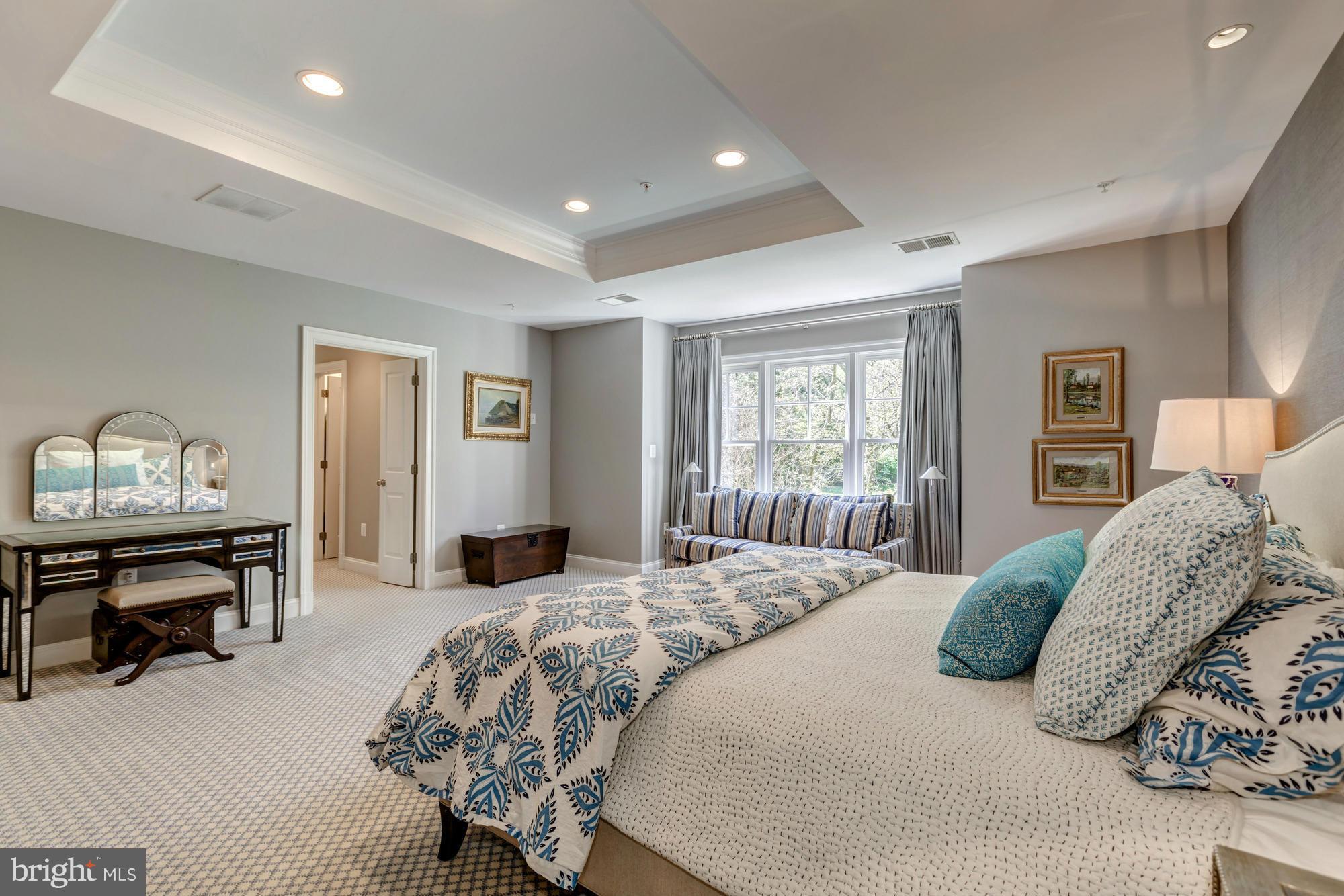 CHEVY CHASE MANOR - Residential