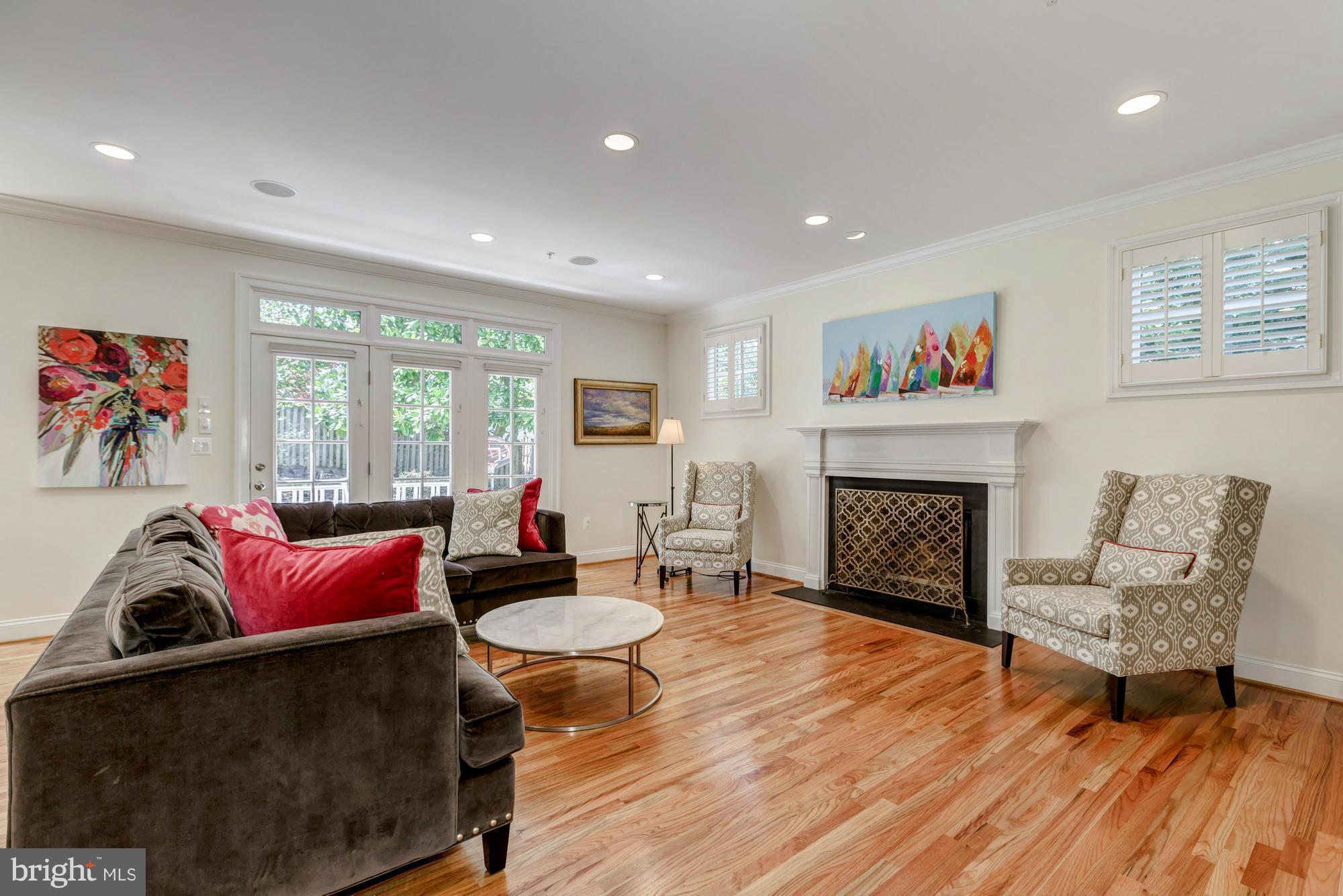 CHEVY CHASE MANOR - Residential