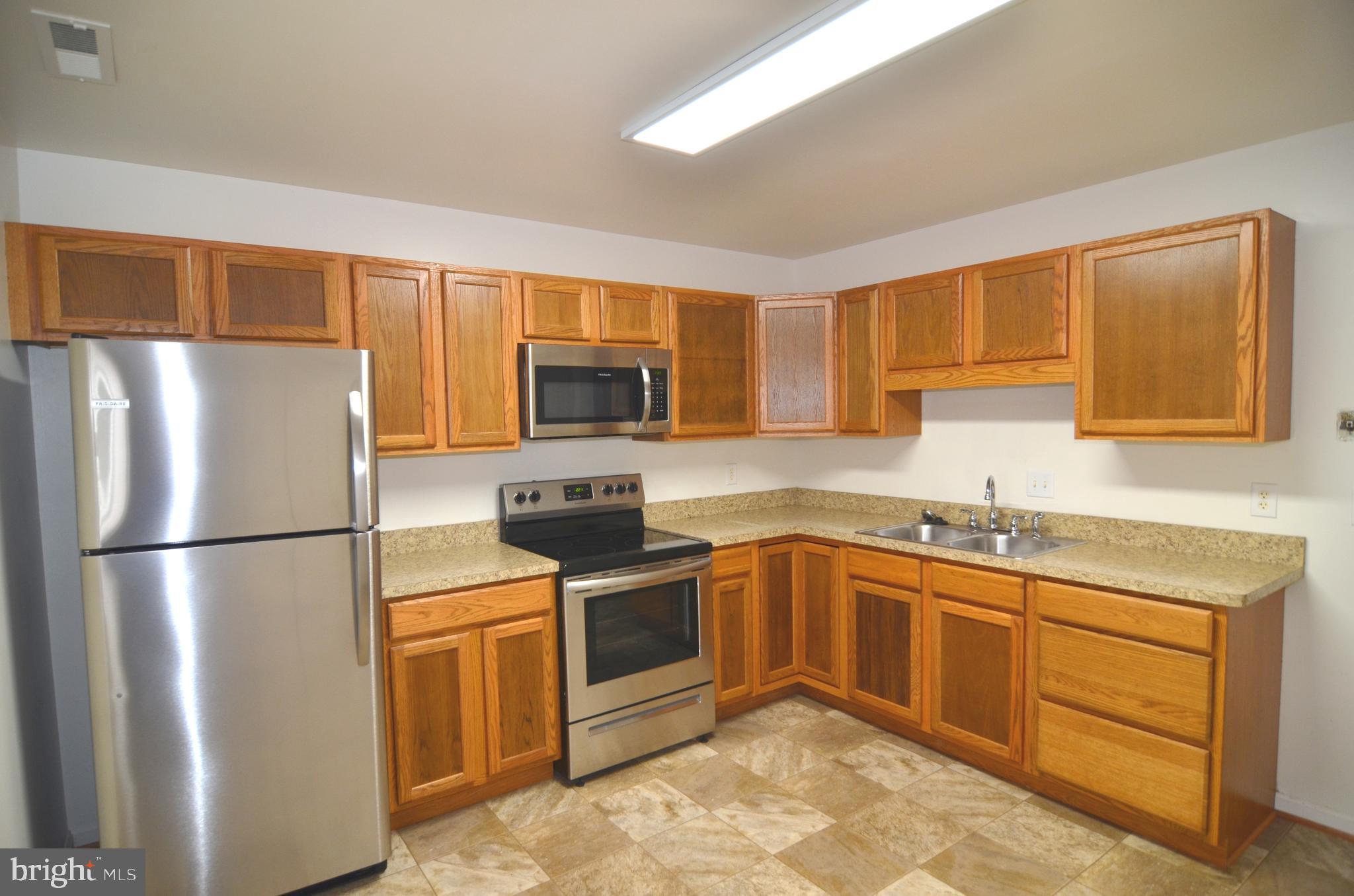 SPRING VALLEY - Residential Lease