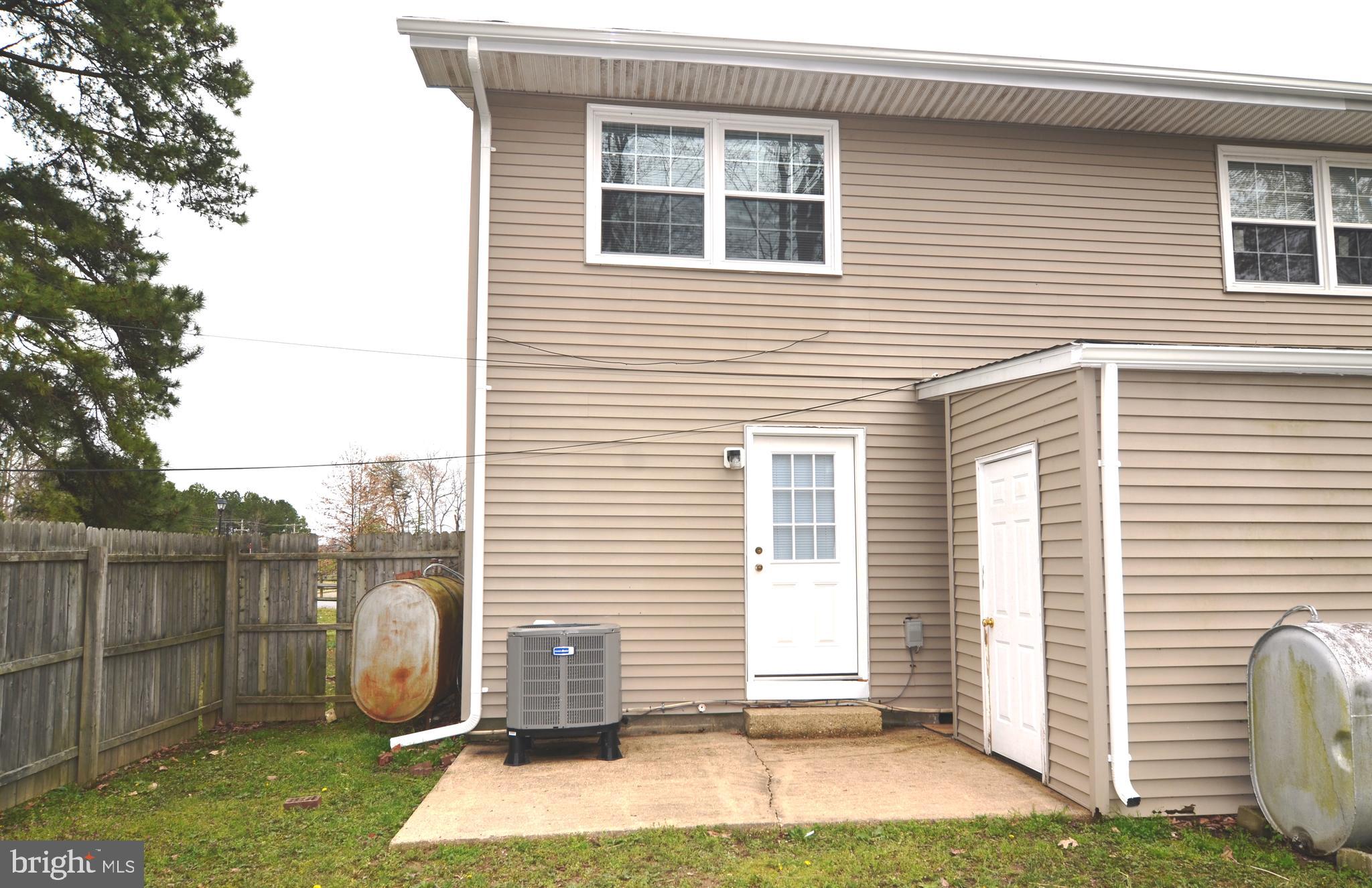 SPRING VALLEY - Residential Lease