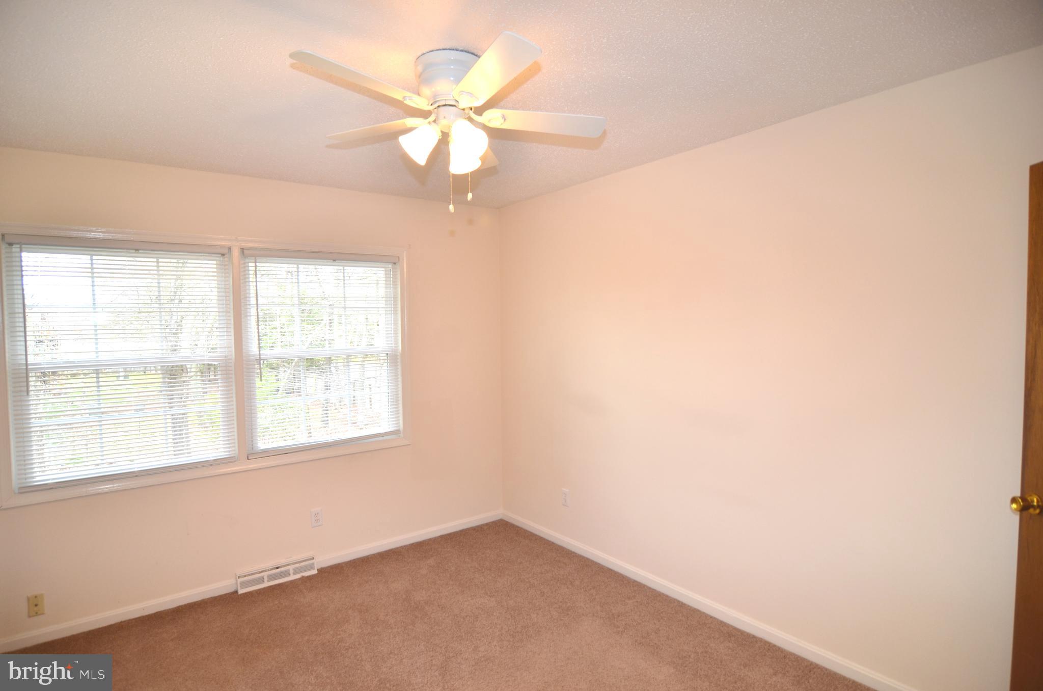 SPRING VALLEY - Residential Lease