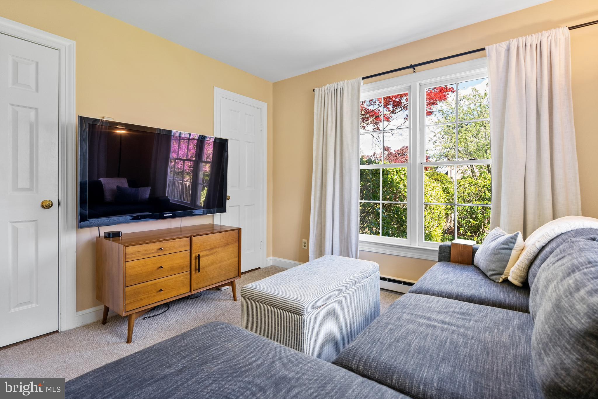 COLLEGE PARK - Residential