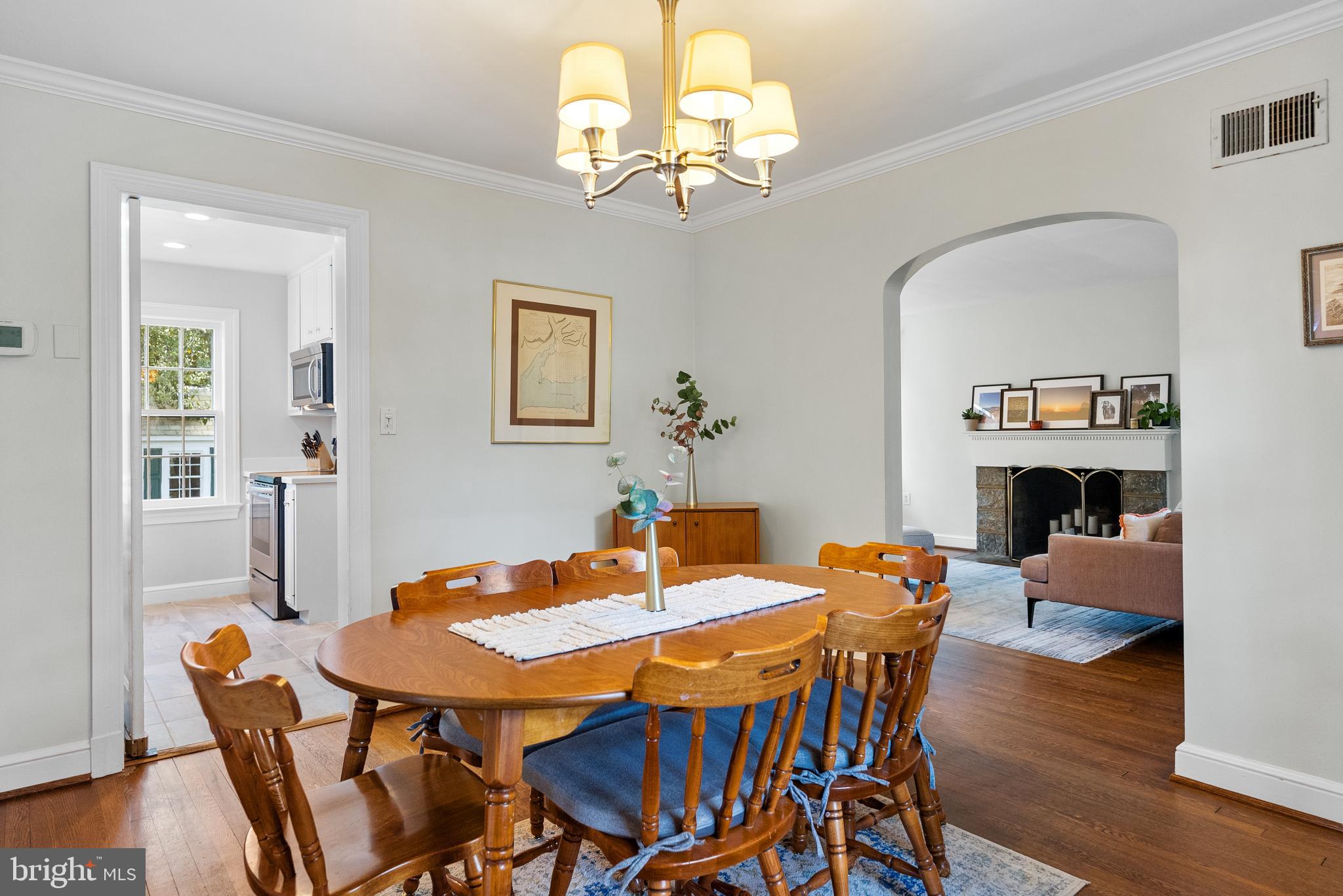 COLLEGE PARK - Residential