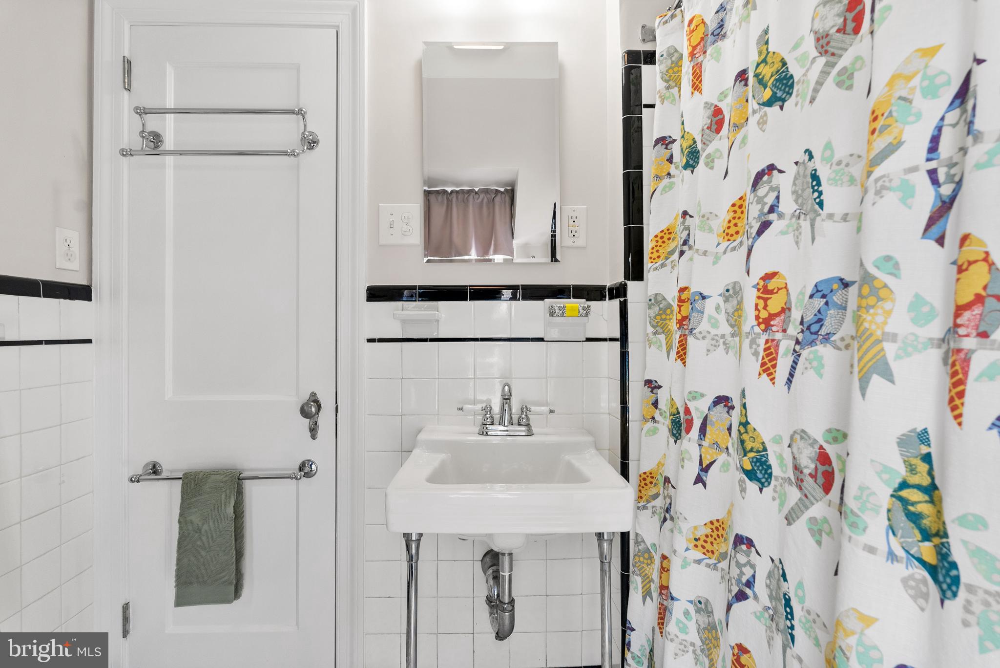 COLLEGE PARK - Residential