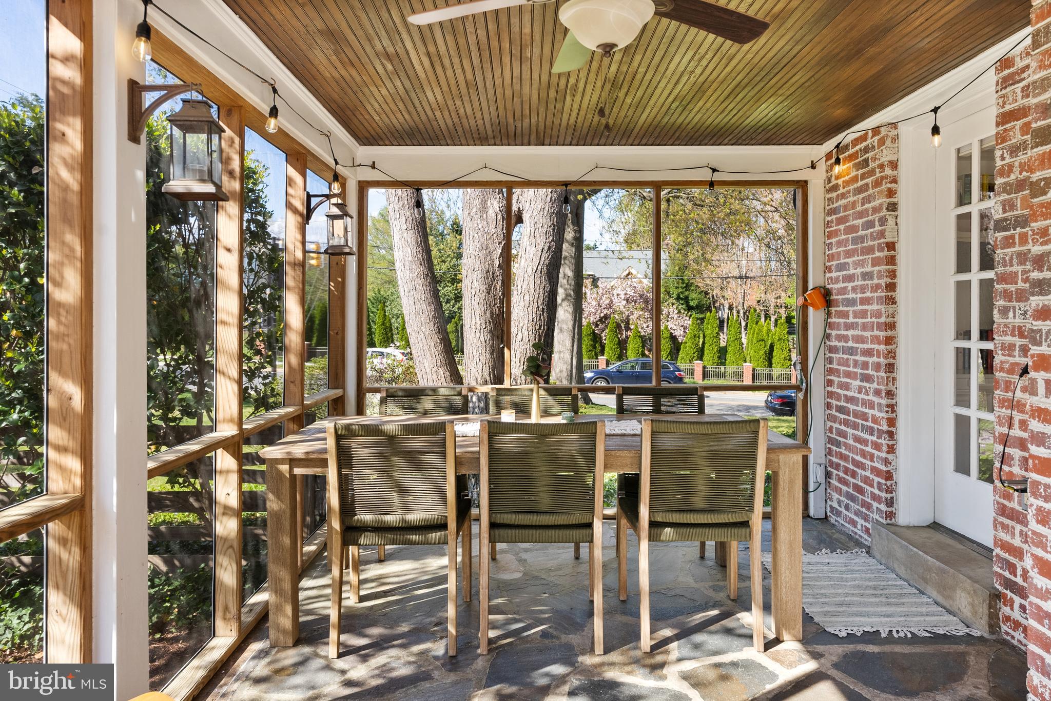 COLLEGE PARK - Residential