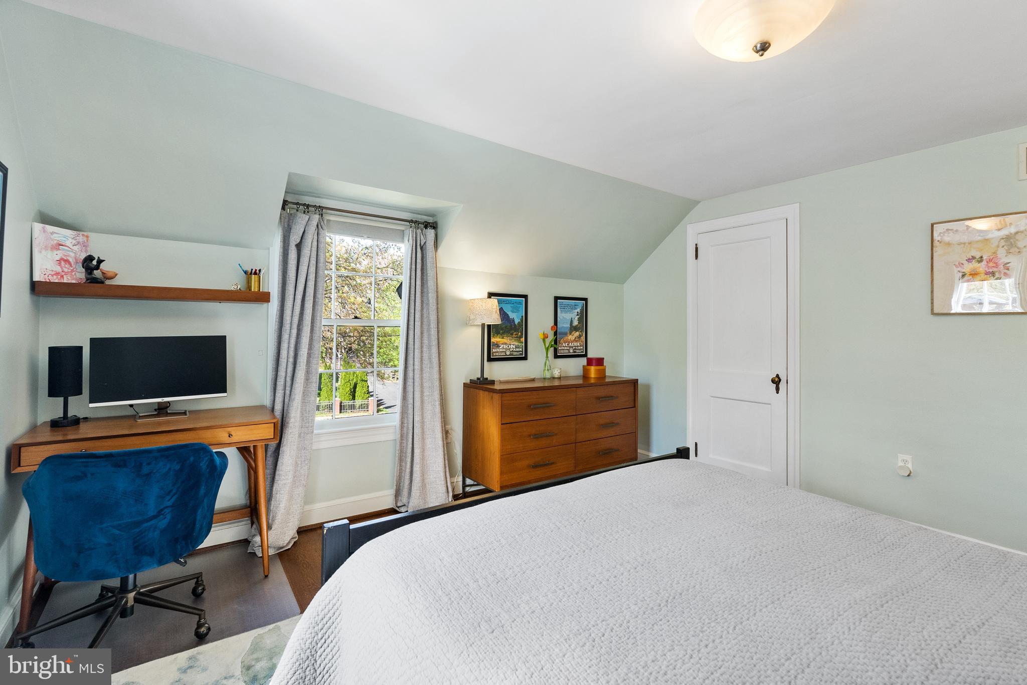 COLLEGE PARK - Residential