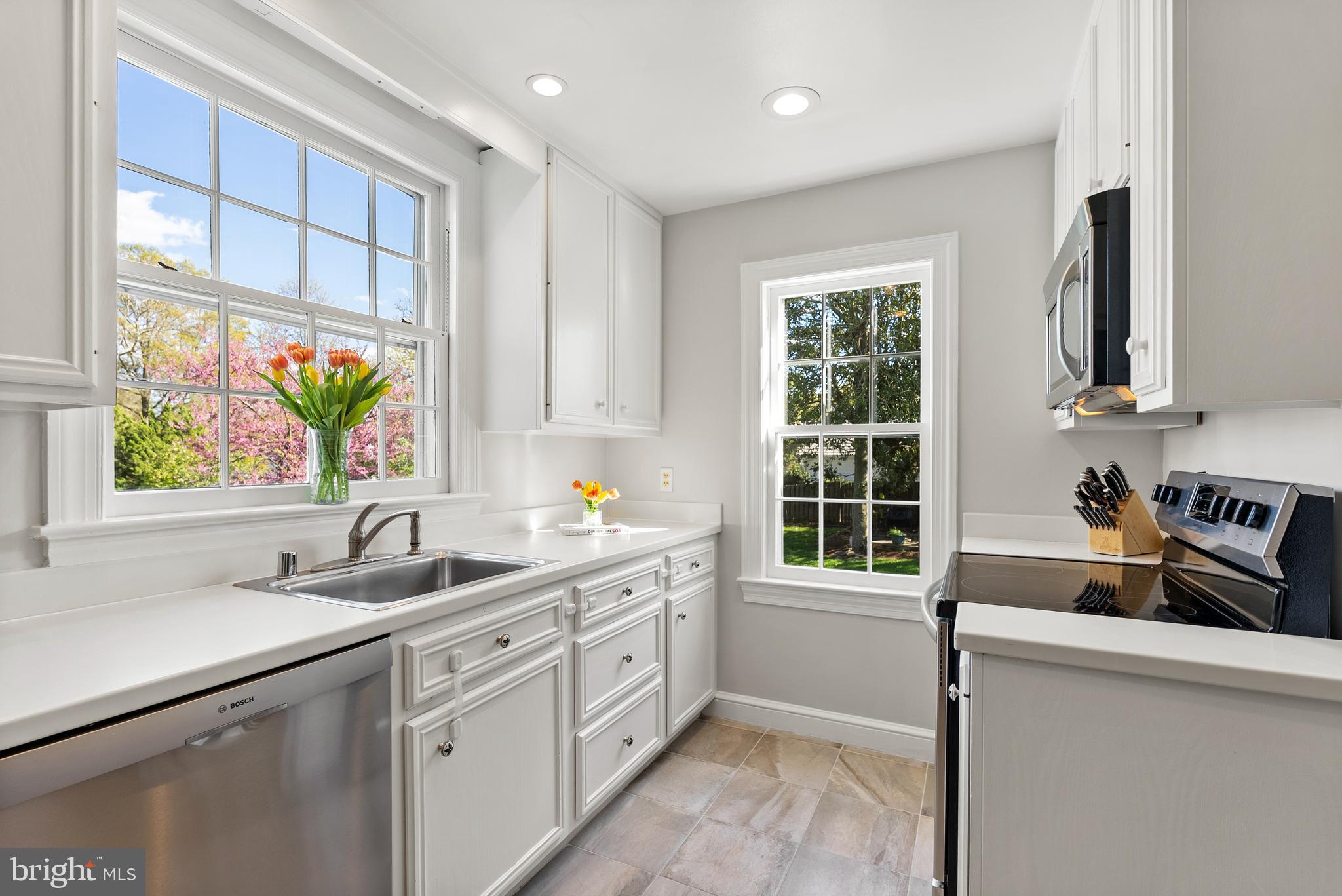 COLLEGE PARK - Residential