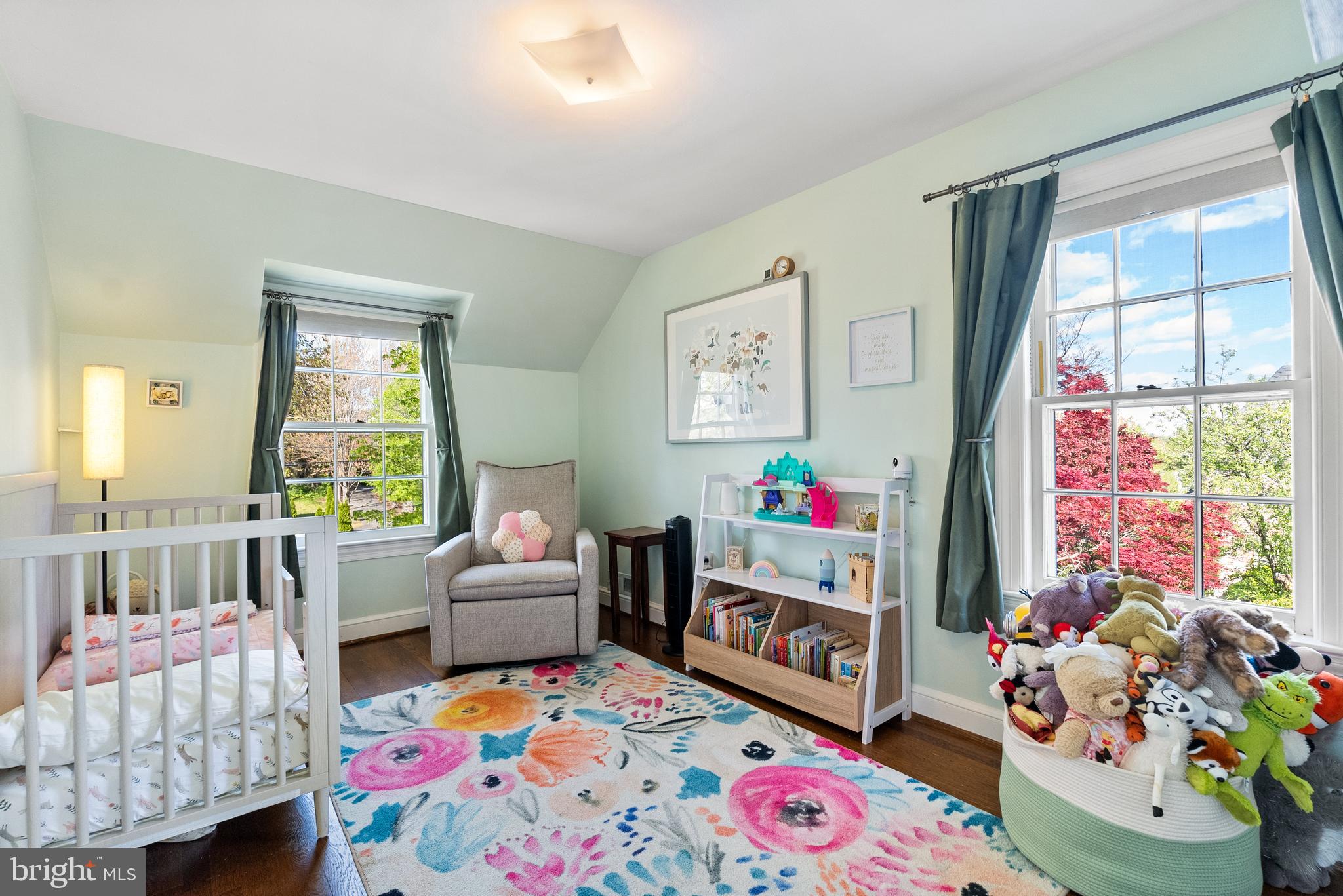 COLLEGE PARK - Residential