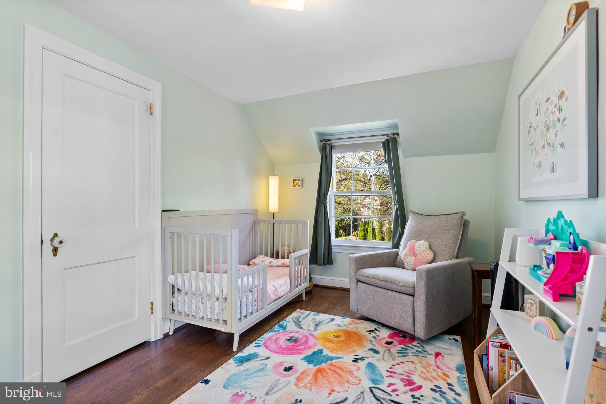 COLLEGE PARK - Residential