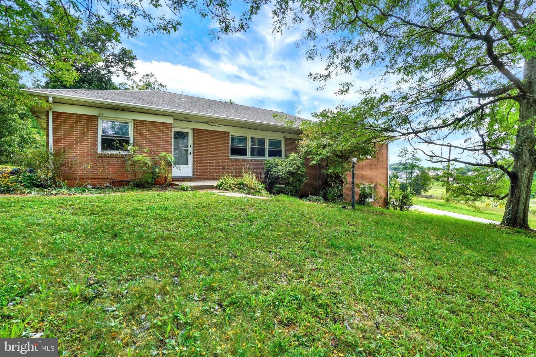 1345 WINDSOR ROAD