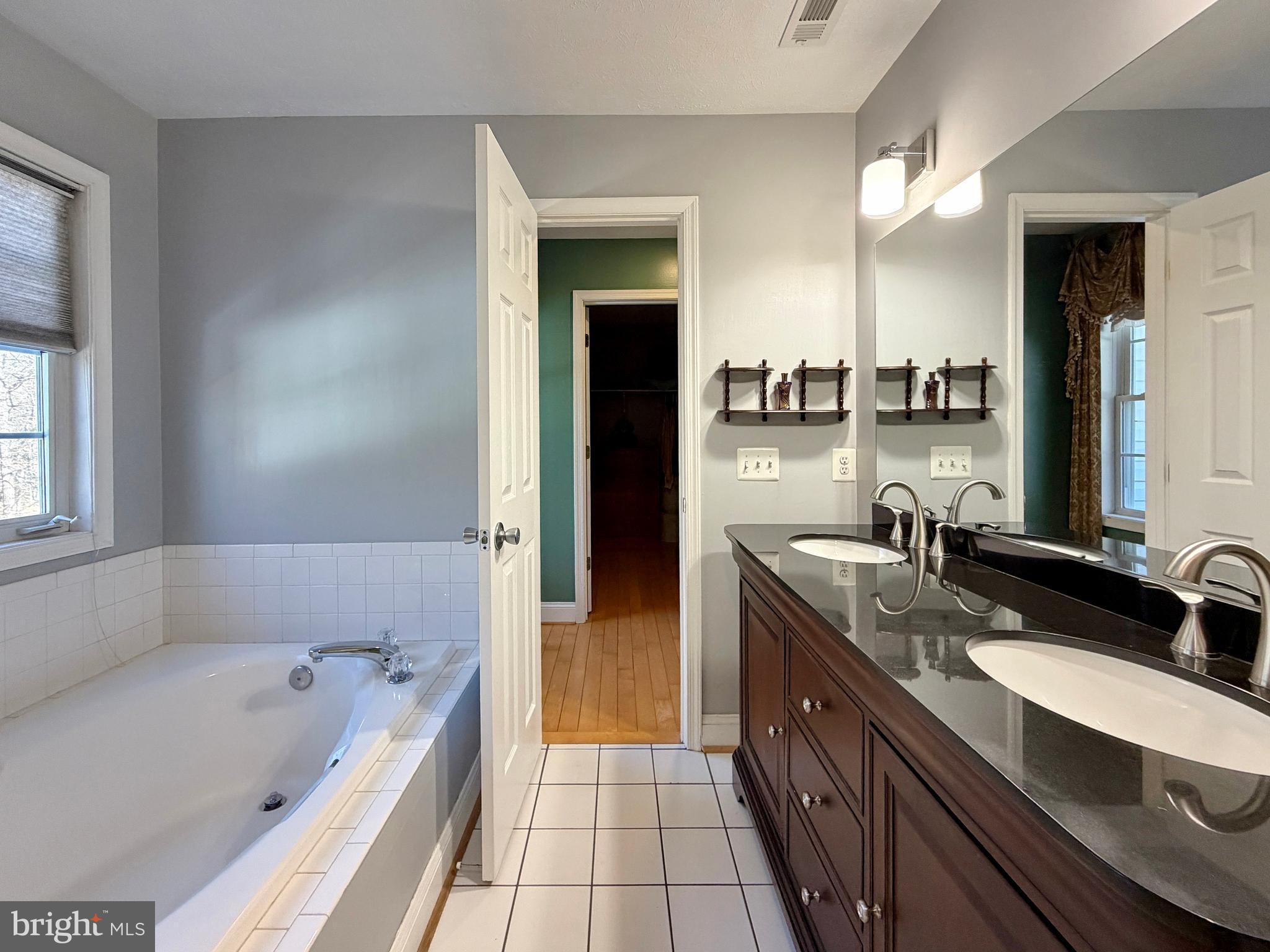 DOBBINS FARM - Residential