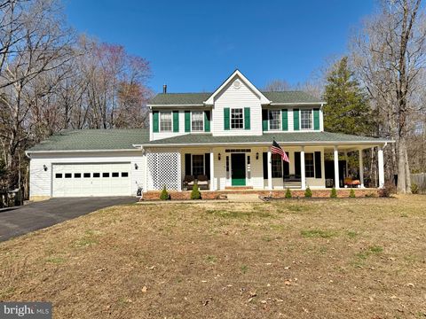 Homes For Sale - 11340 Dobbins Lane<br/> LA PLATA, MD 20646