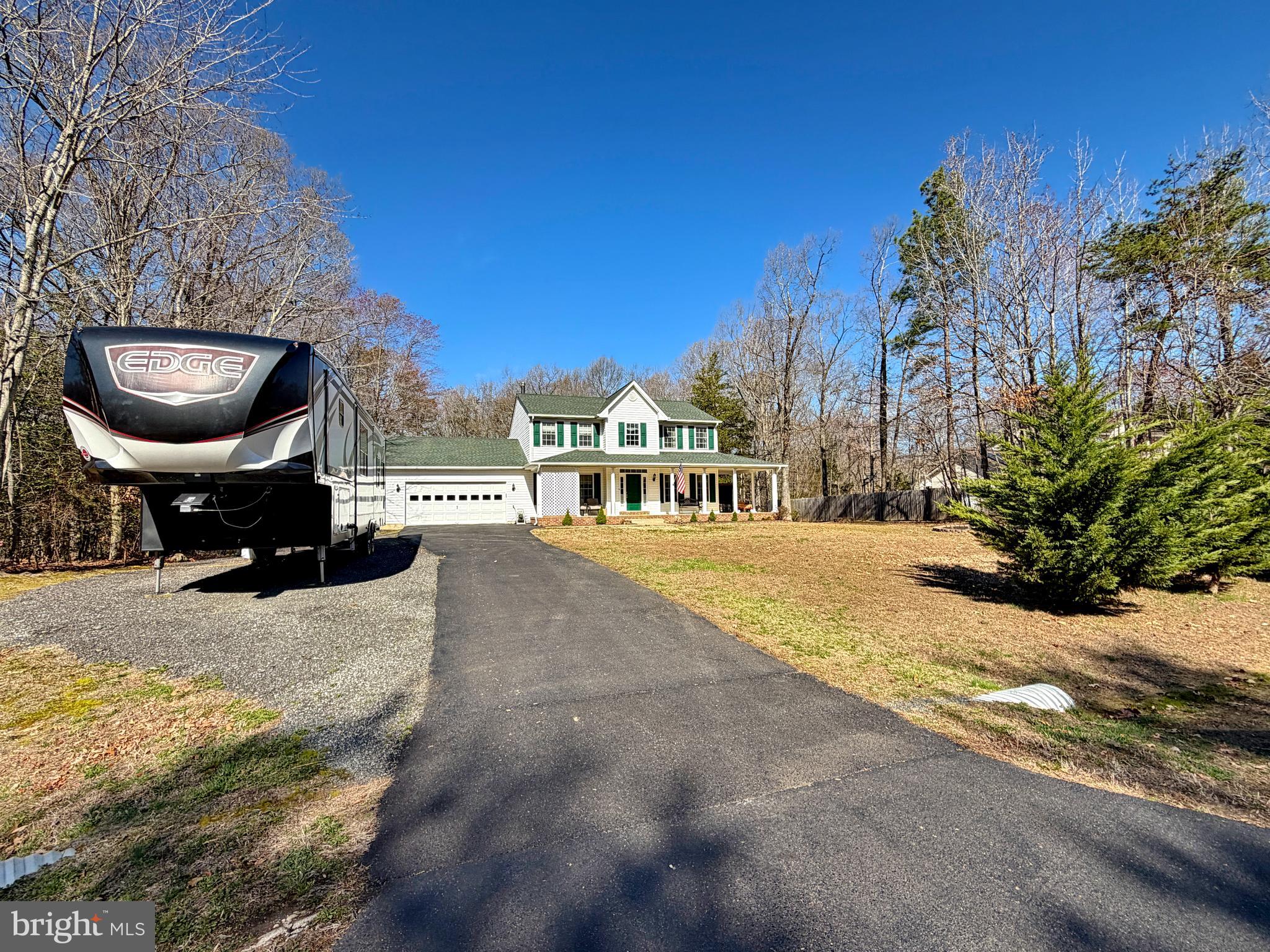 DOBBINS FARM - Residential