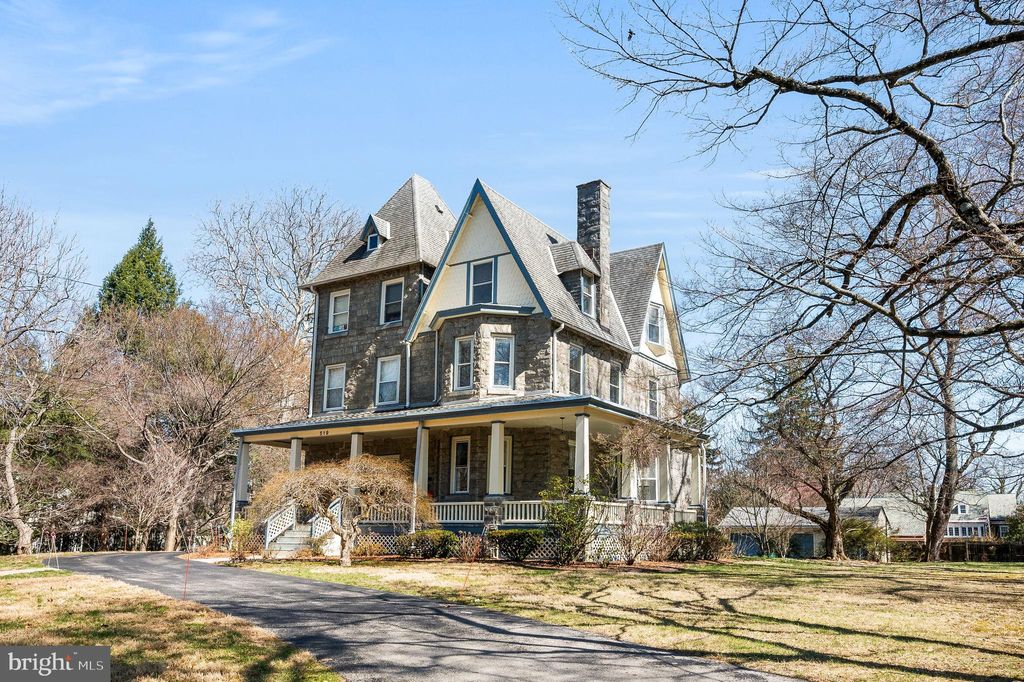 Photo of 519 Walnut Lane #UNIT 1, SWARTHMORE, PA 19081 (MLS # PADE2086534)