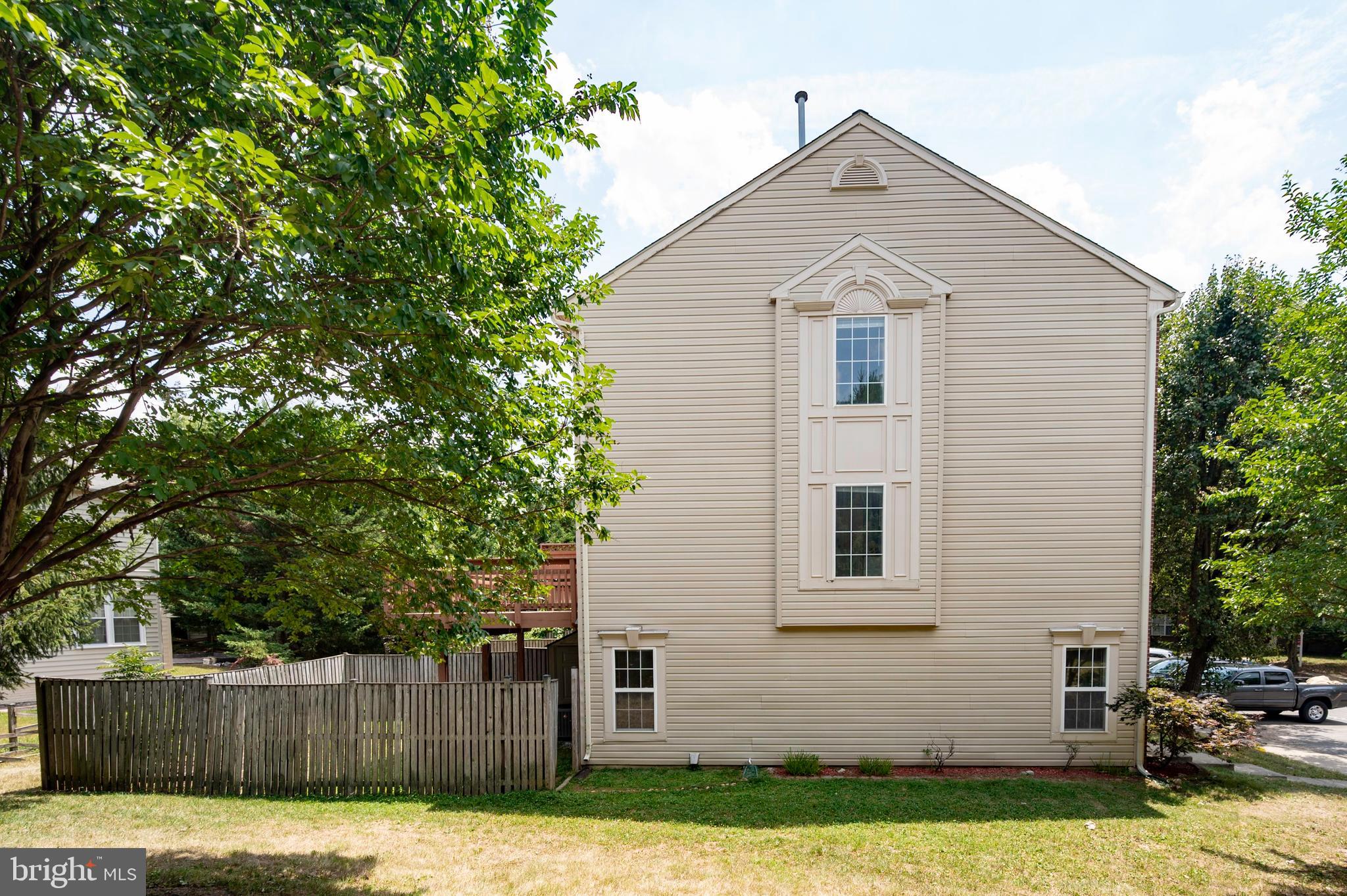 WILLOWS OF POTOMAC - Residential