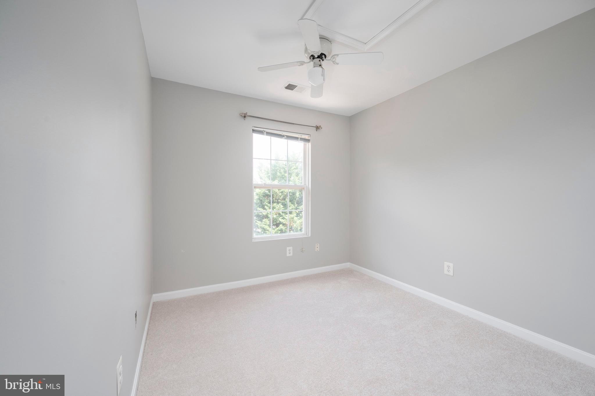 WILLOWS OF POTOMAC - Residential