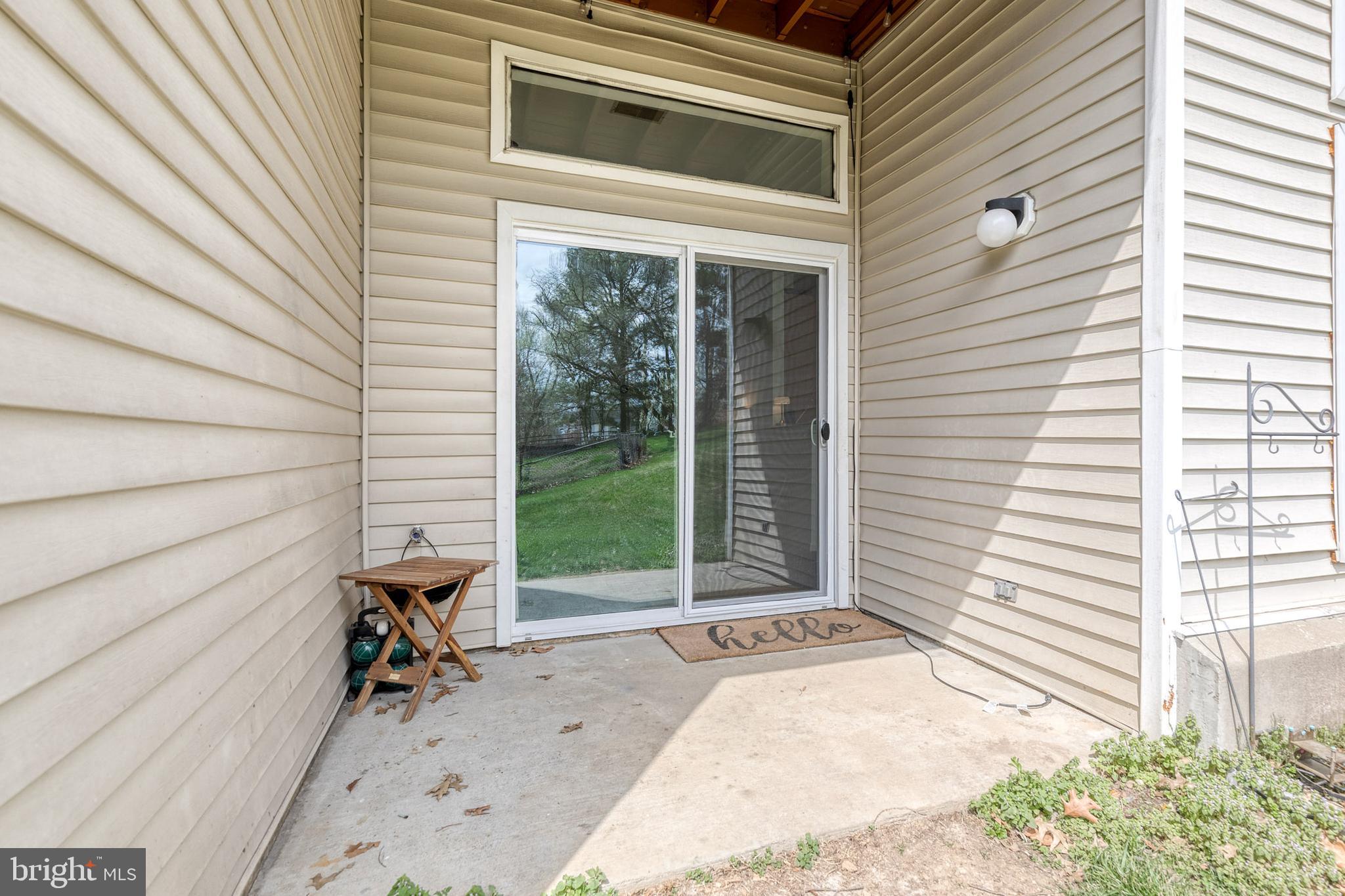 RIVERCHASE - Residential