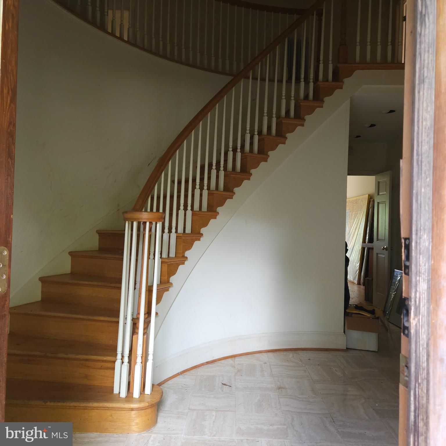 6002 ONONDAGA ROAD