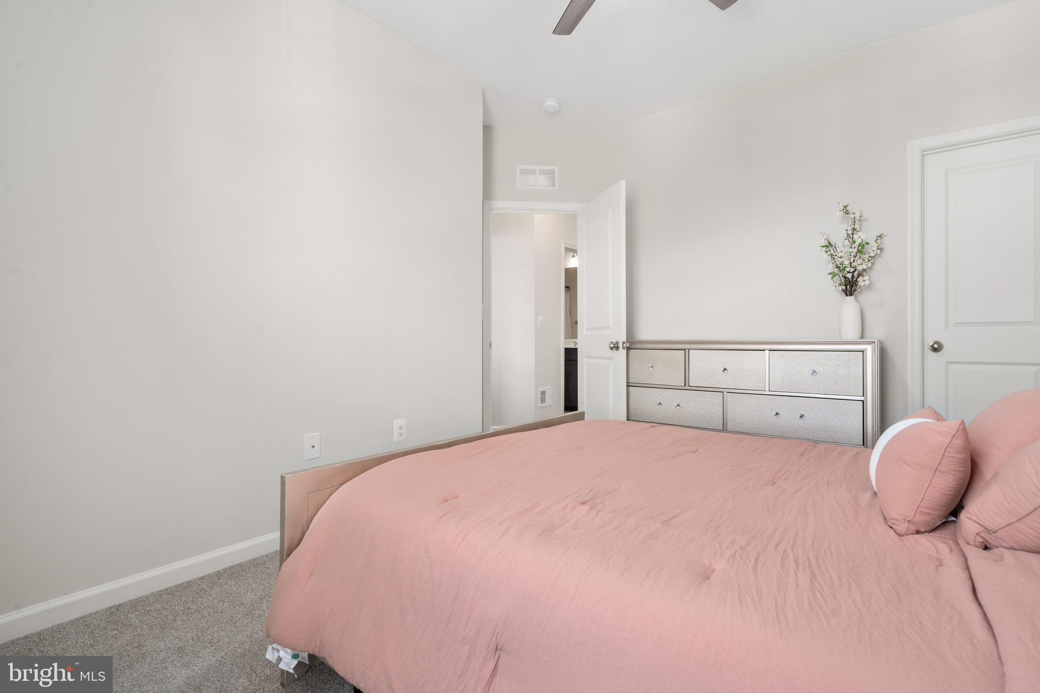 WHITSON WOODS - Residential