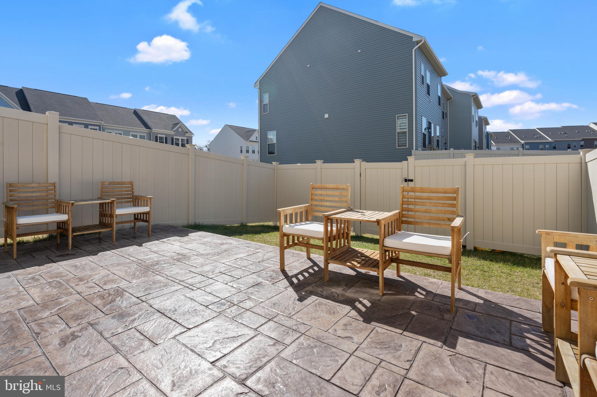 WHITSON WOODS - Residential