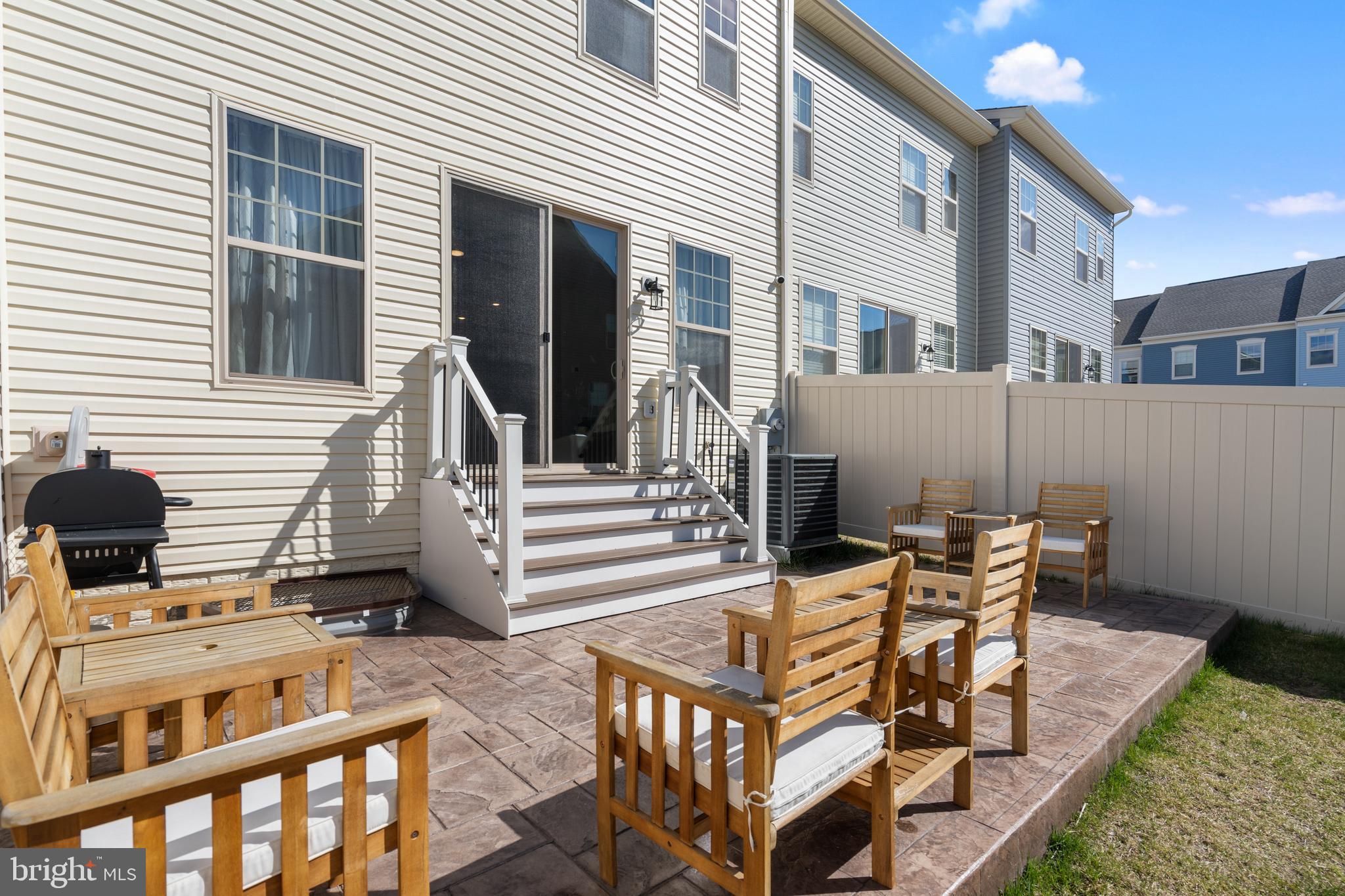 WHITSON WOODS - Residential