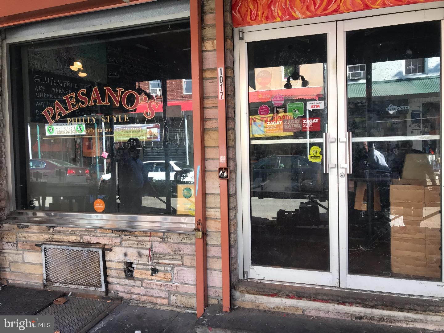 ITALIAN MARKET - Commercial Lease