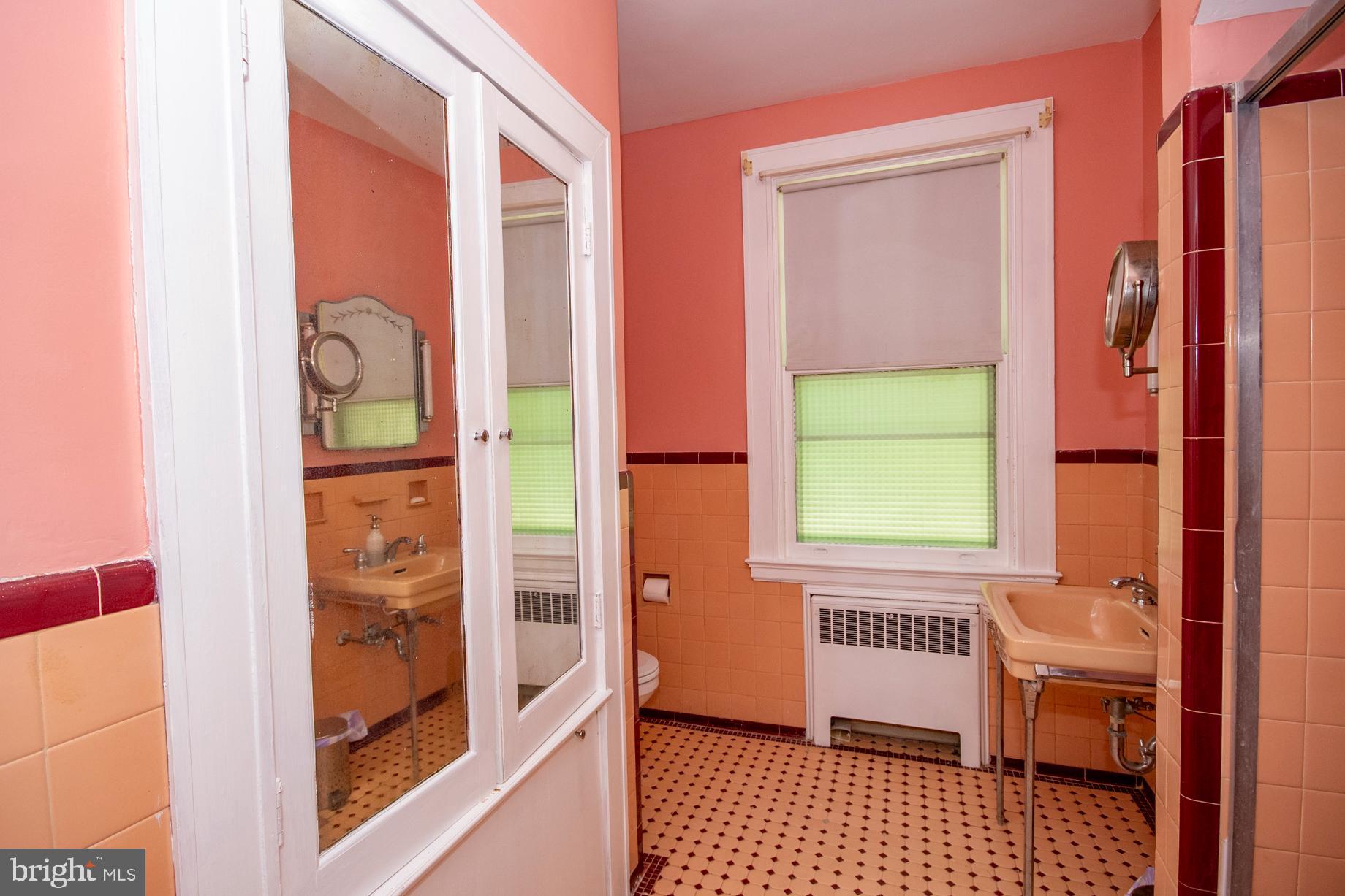 WINDSOR HILLS - Residential