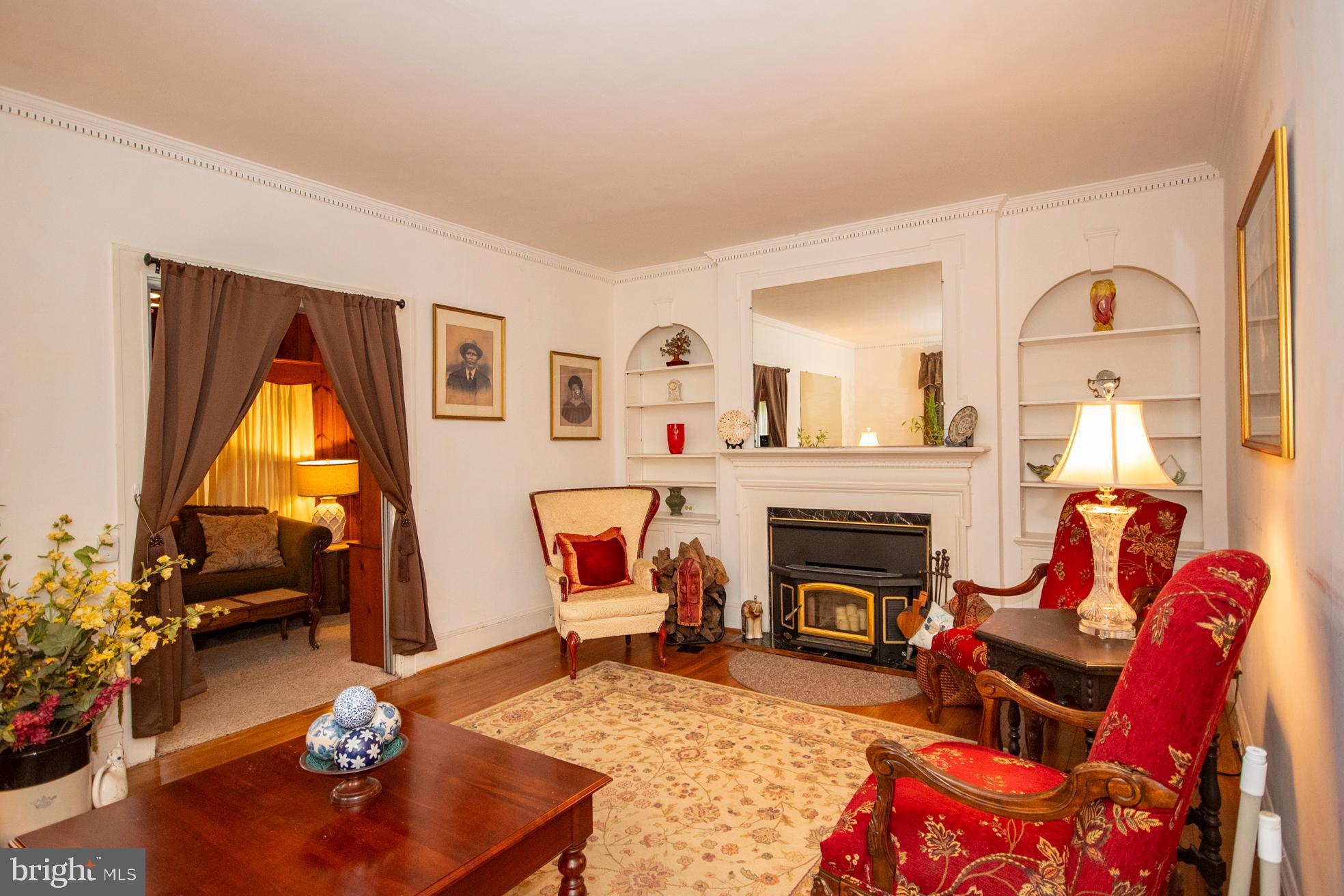 WINDSOR HILLS - Residential