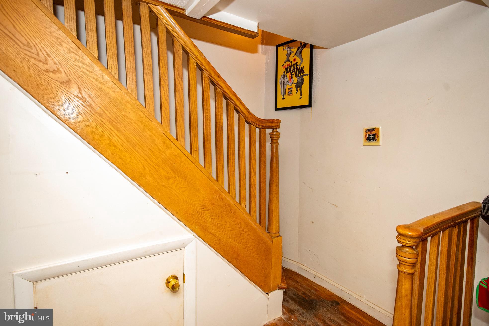 WINDSOR HILLS - Residential