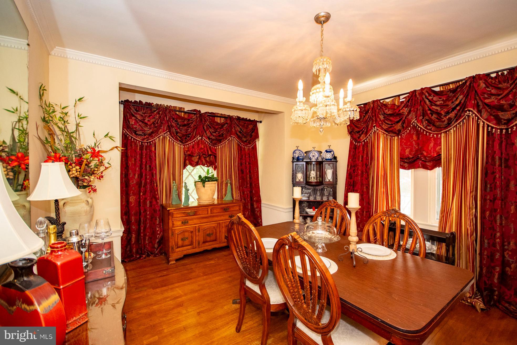 WINDSOR HILLS - Residential