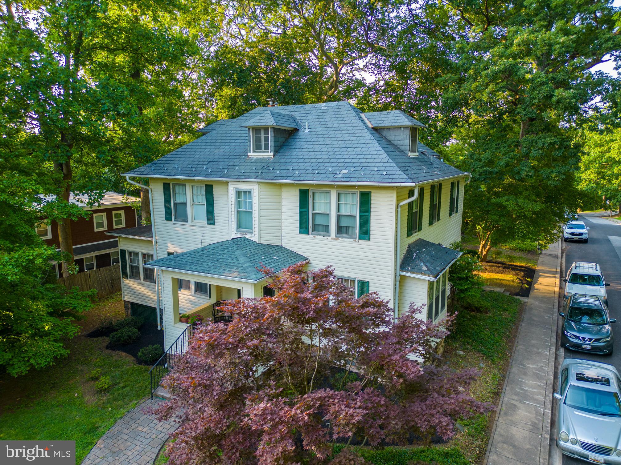 WINDSOR HILLS - Residential