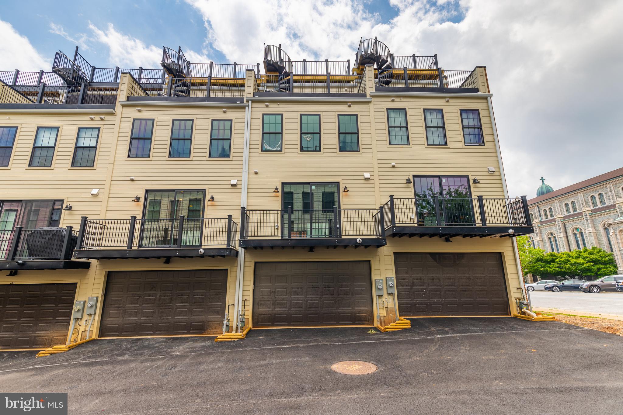 CANTON - Residential