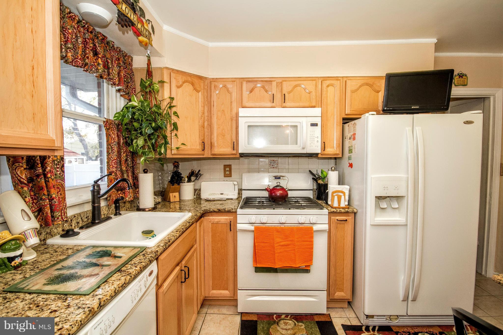 LYNNE ACRES - Residential