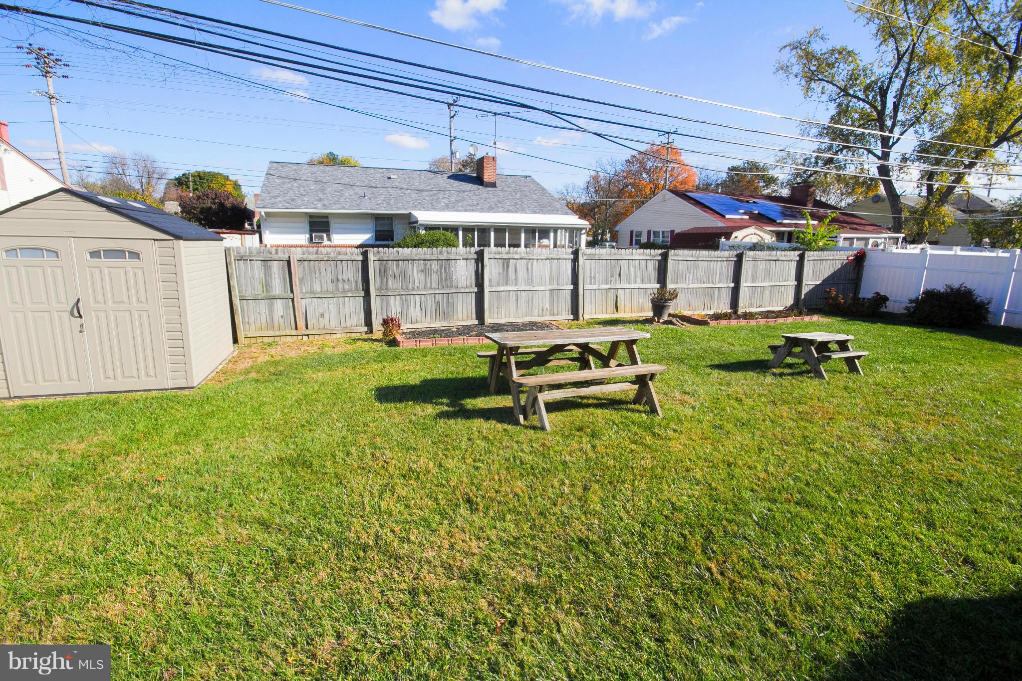 LYNNE ACRES - Residential