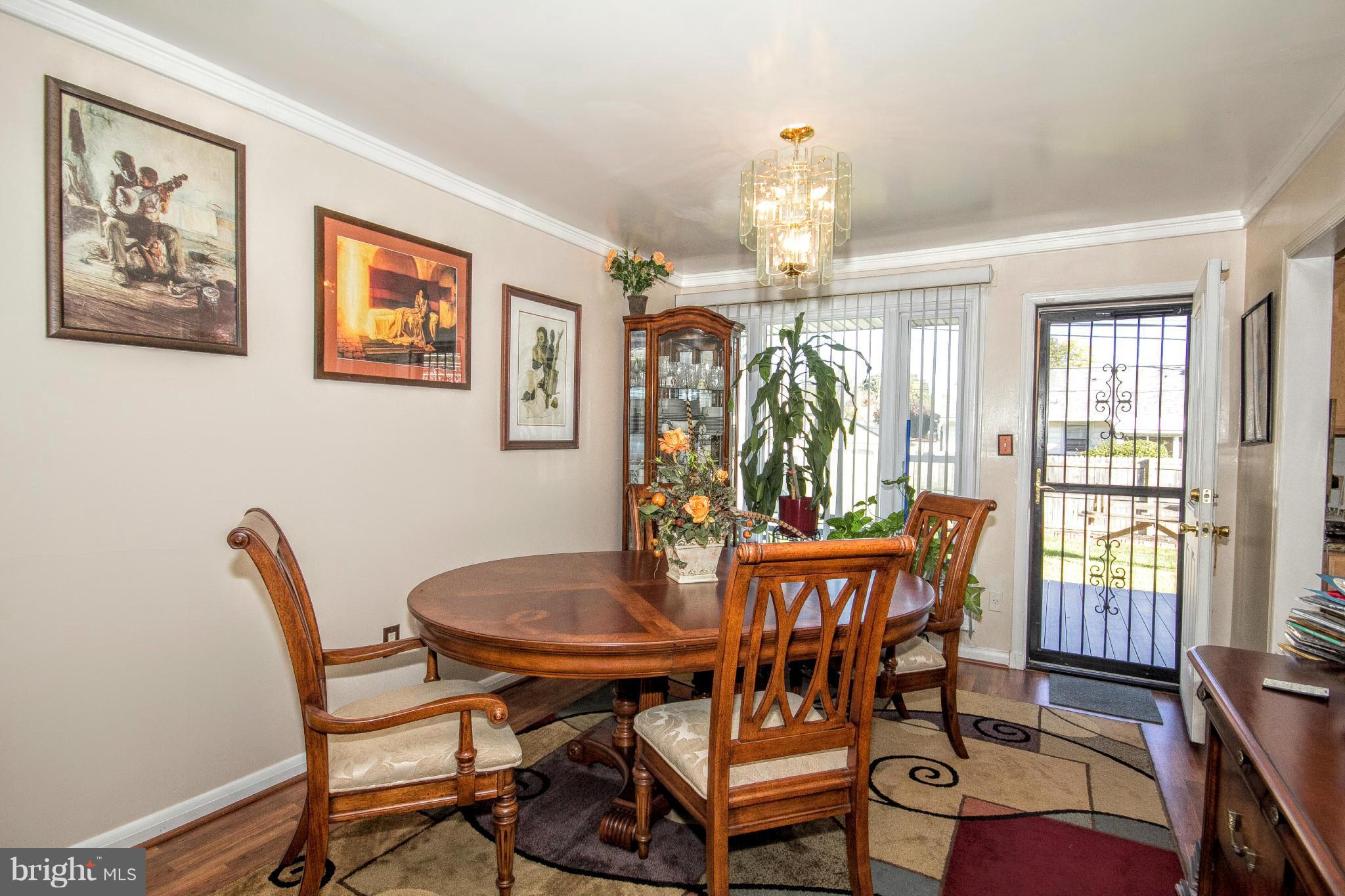 LYNNE ACRES - Residential