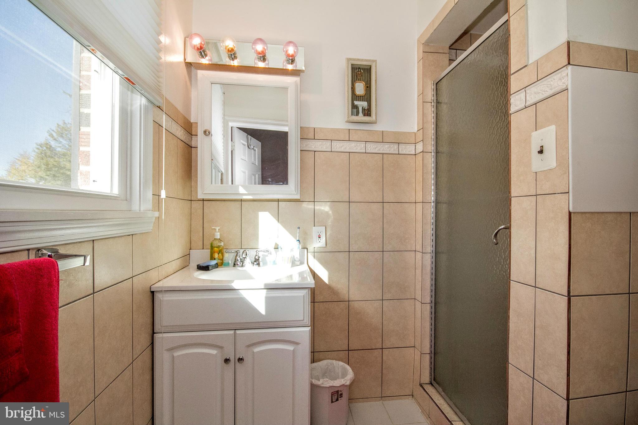 LYNNE ACRES - Residential