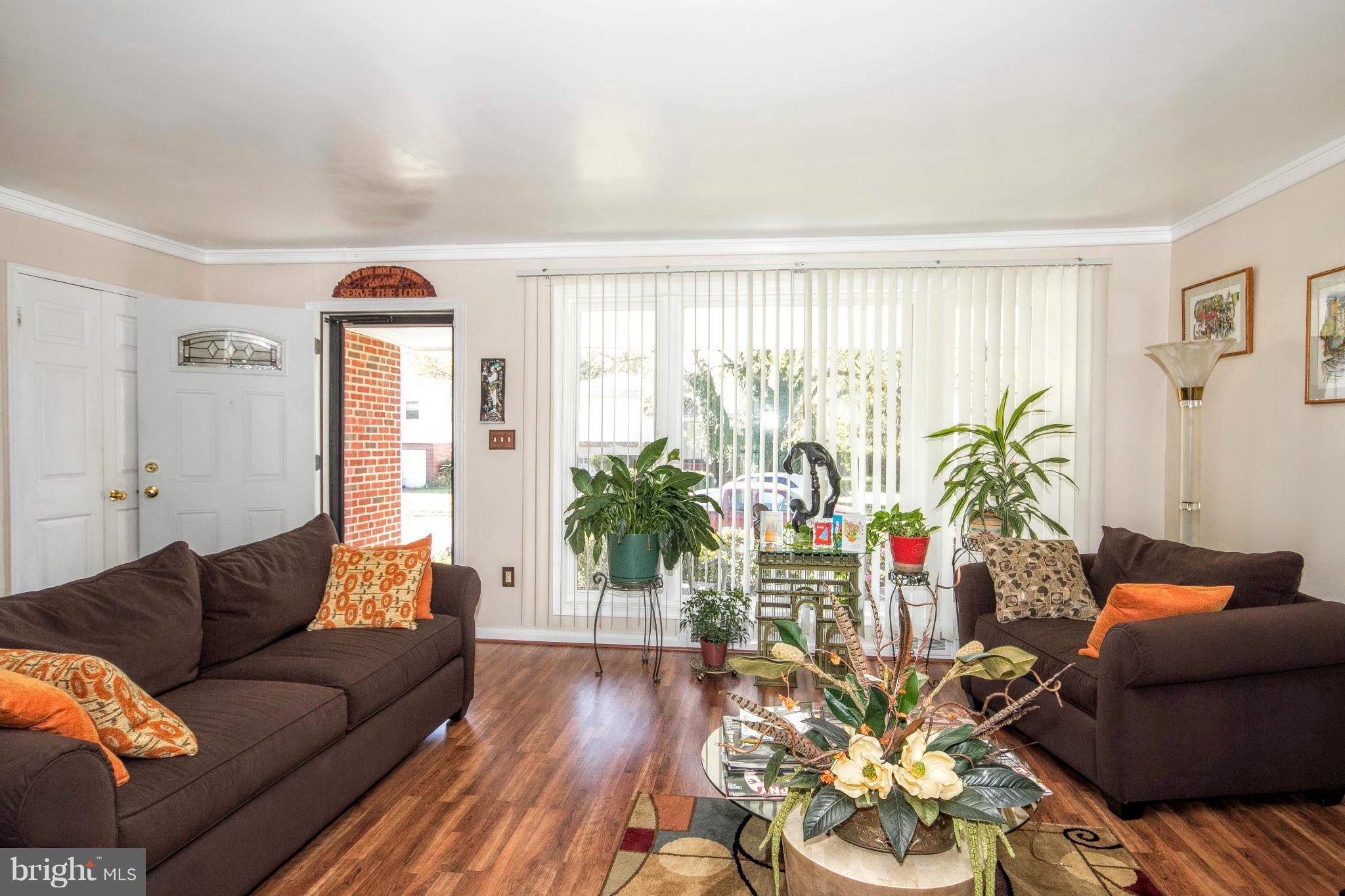 LYNNE ACRES - Residential