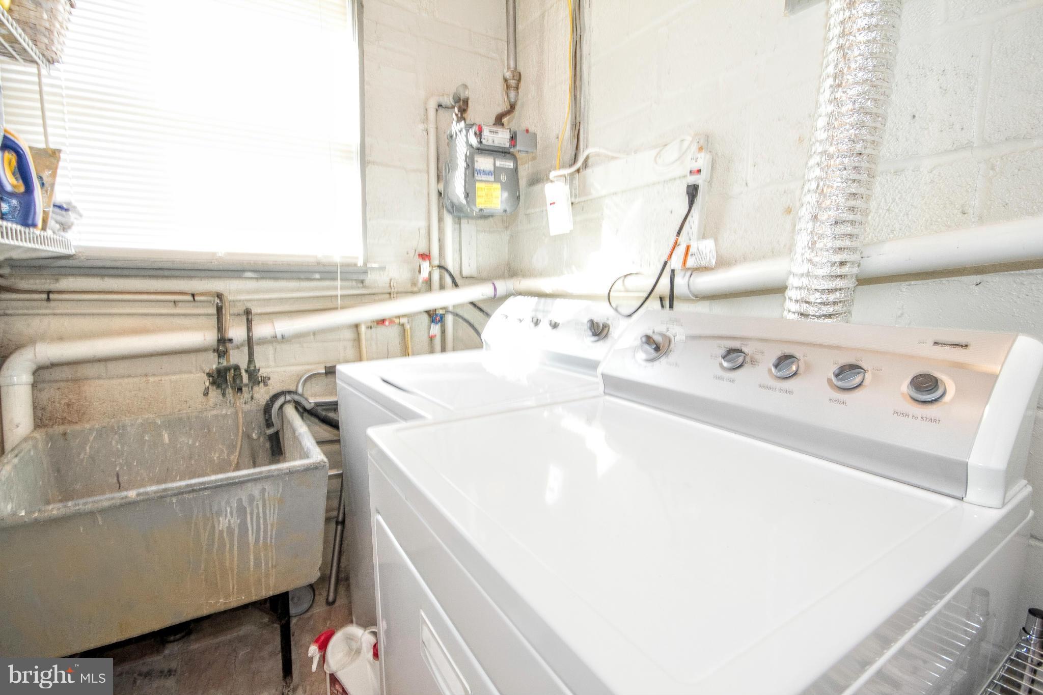 LYNNE ACRES - Residential