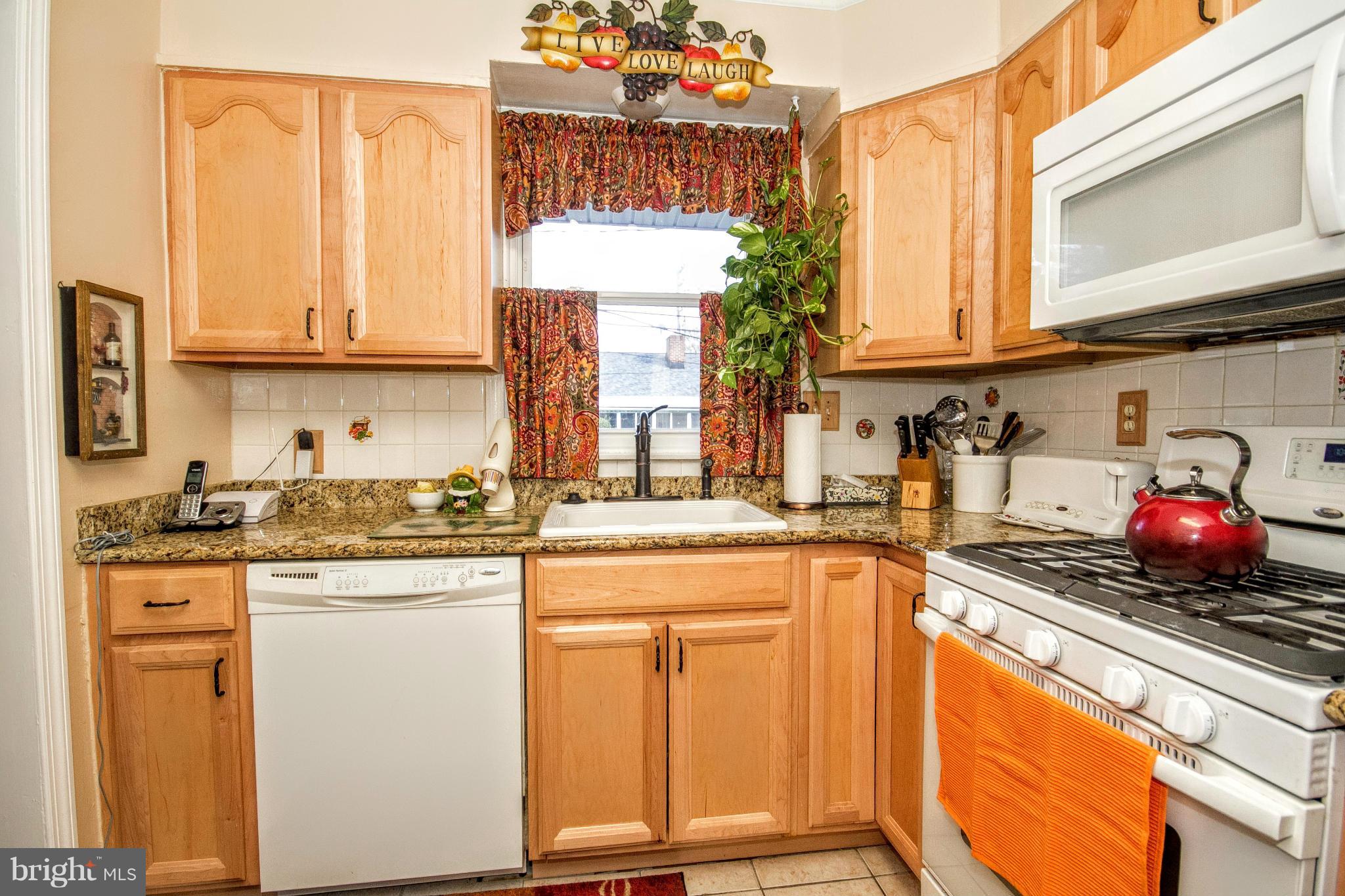 LYNNE ACRES - Residential