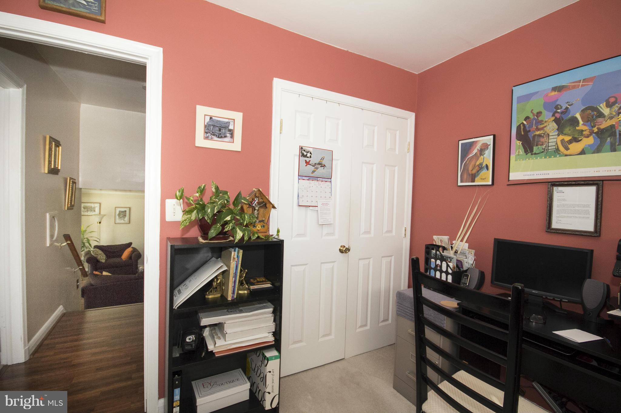 LYNNE ACRES - Residential