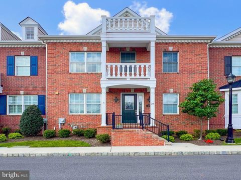 25 CREEKVIEW LANE YARDLEY PA 19067