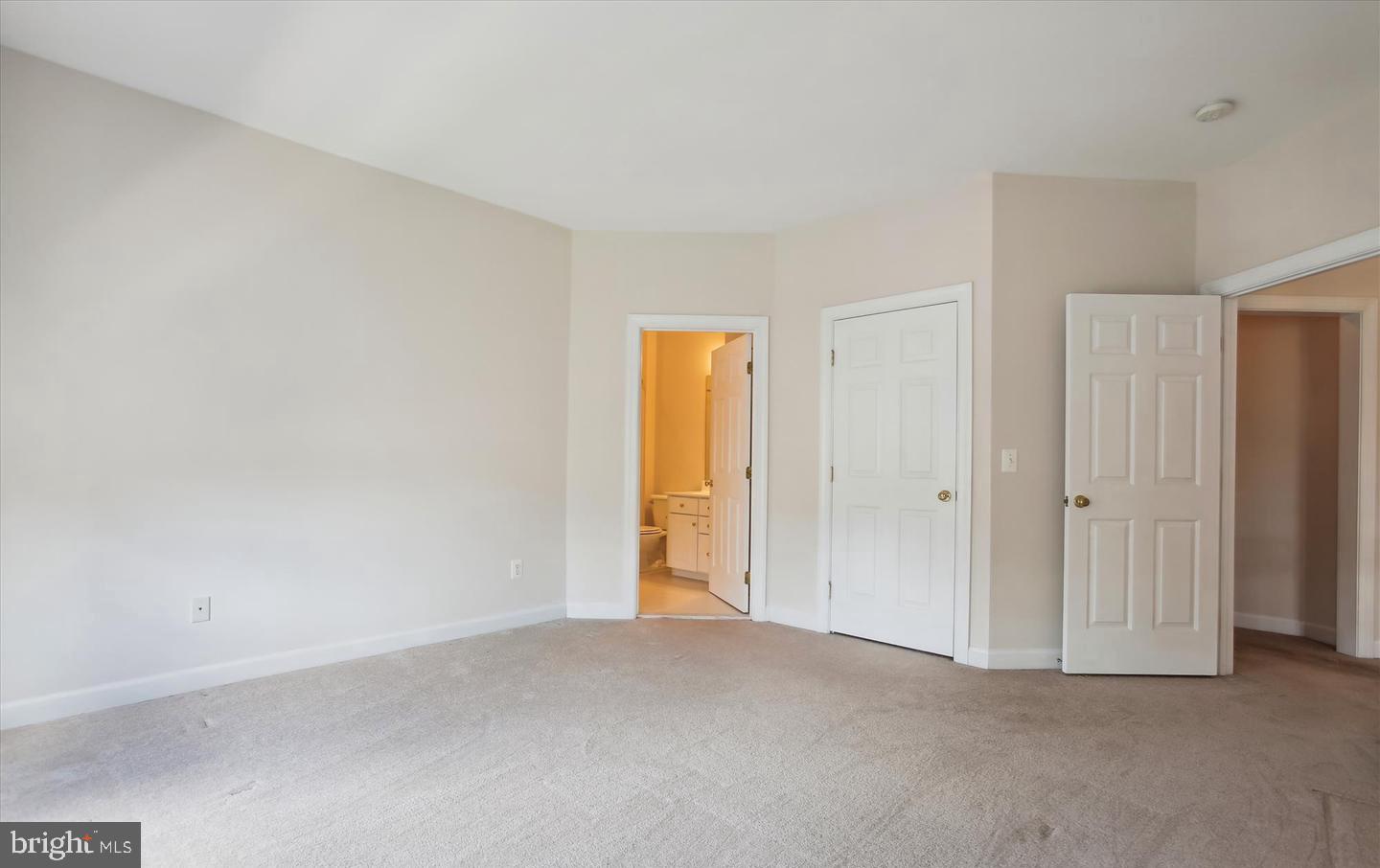 TREGARON - Residential Lease