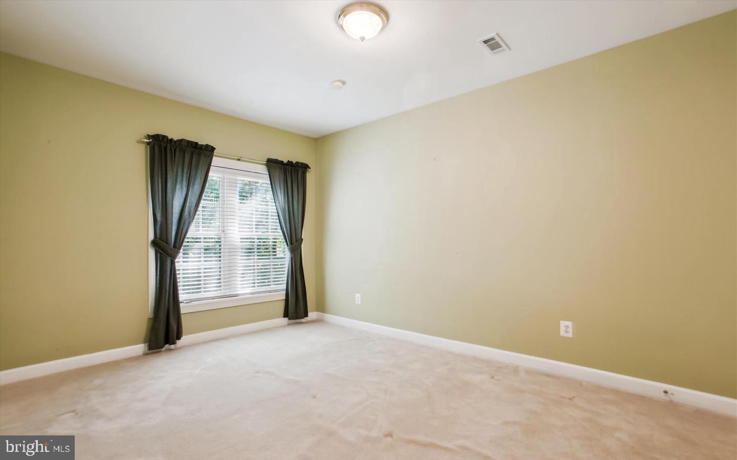 TREGARON - Residential Lease