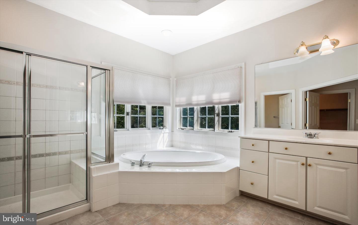 TREGARON - Residential Lease